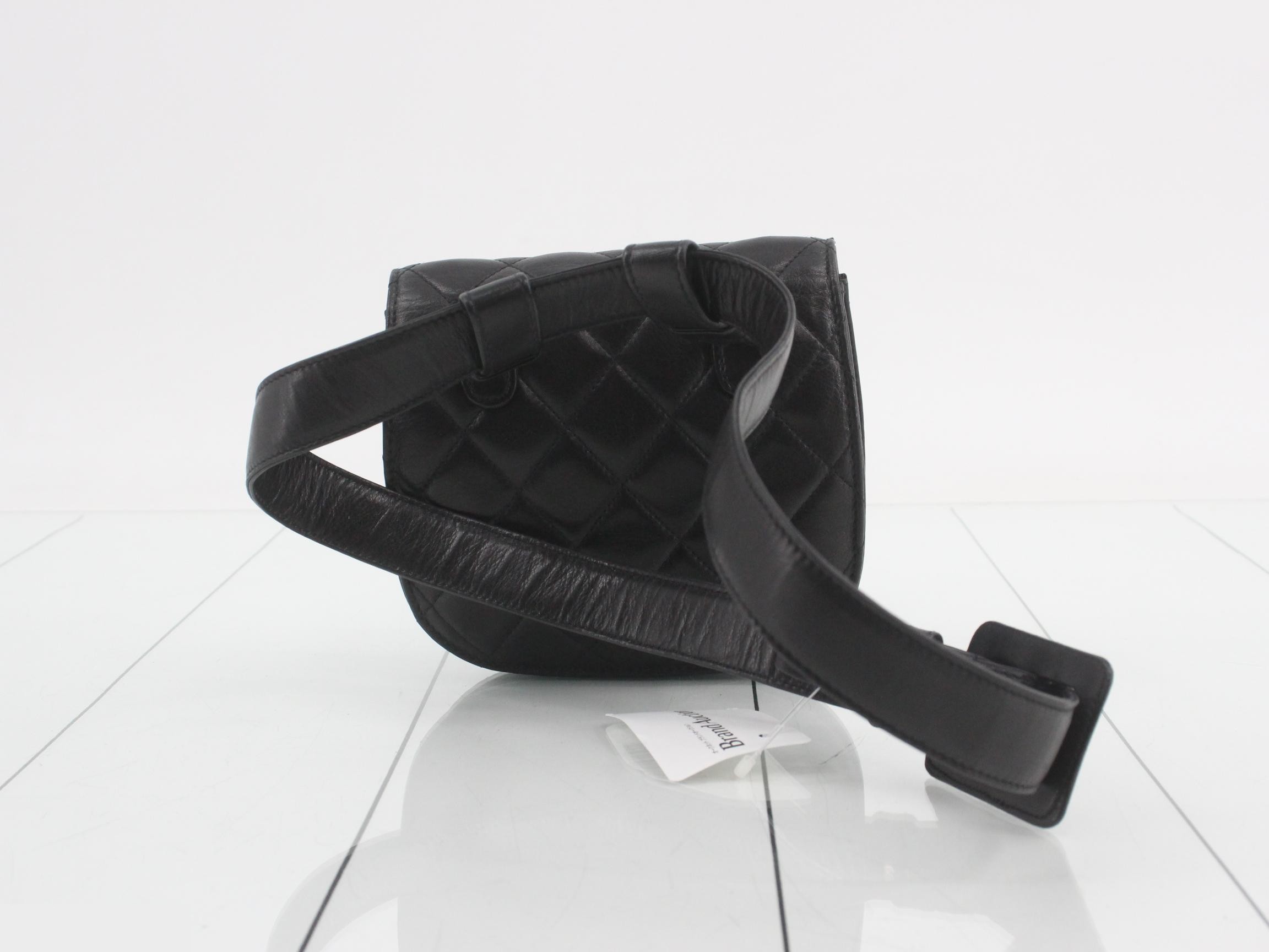 Matelassé waist bag — view 2