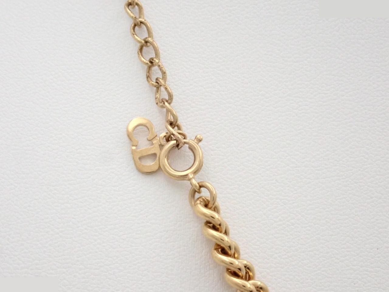 Other lines: Precious metal necklaces and pendants, total length approximately 44 cm. — view 2