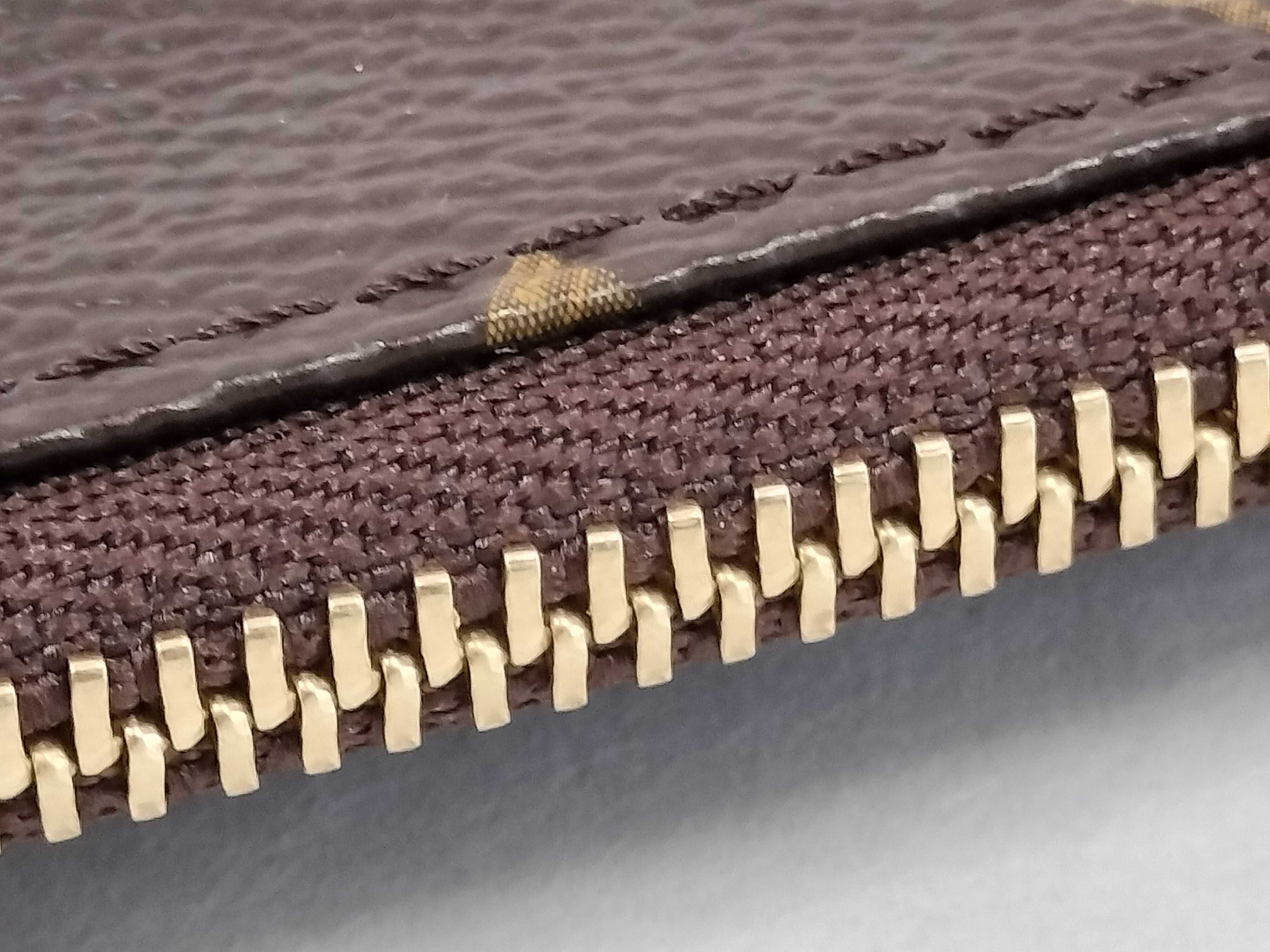 Monogram Louis Vuitton M58024 Wallet — view 8