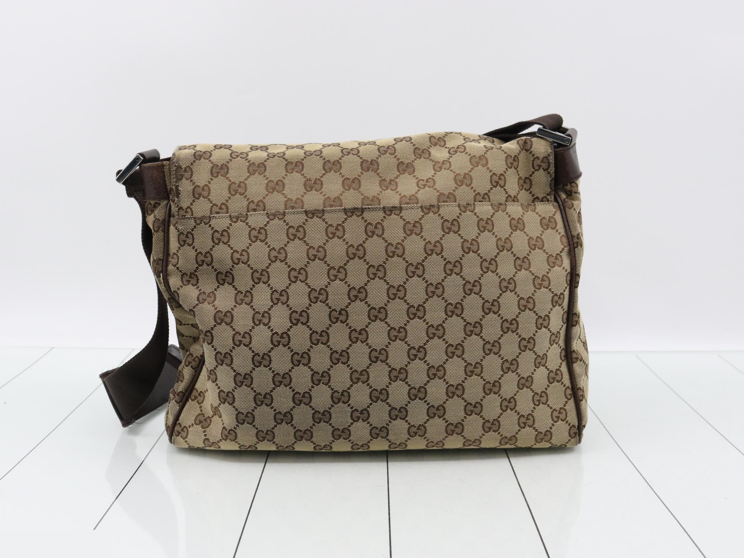 GG Canvas Messenger Shoulder Bag — view 2