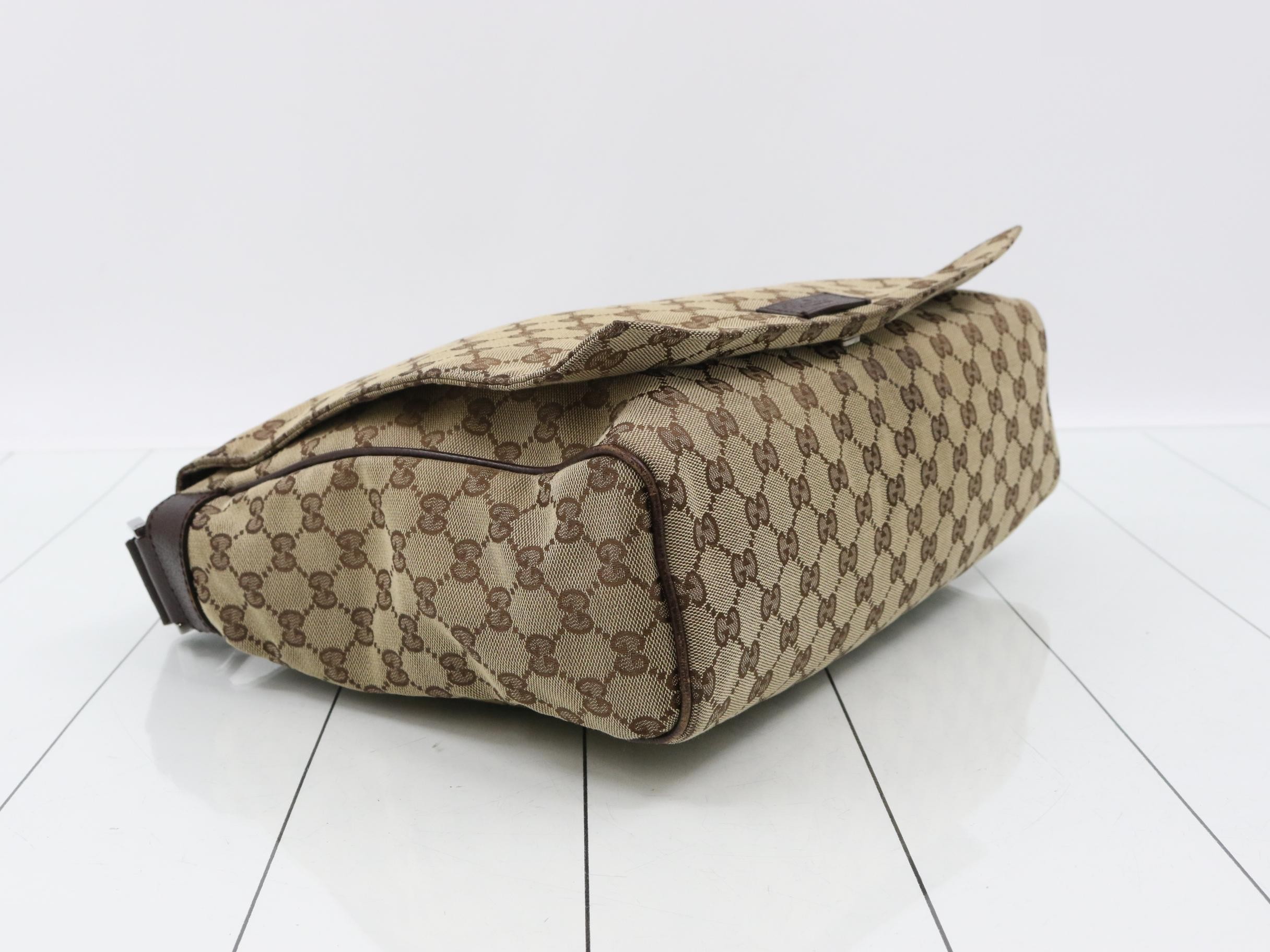 GG Canvas Messenger Shoulder Bag — view 5