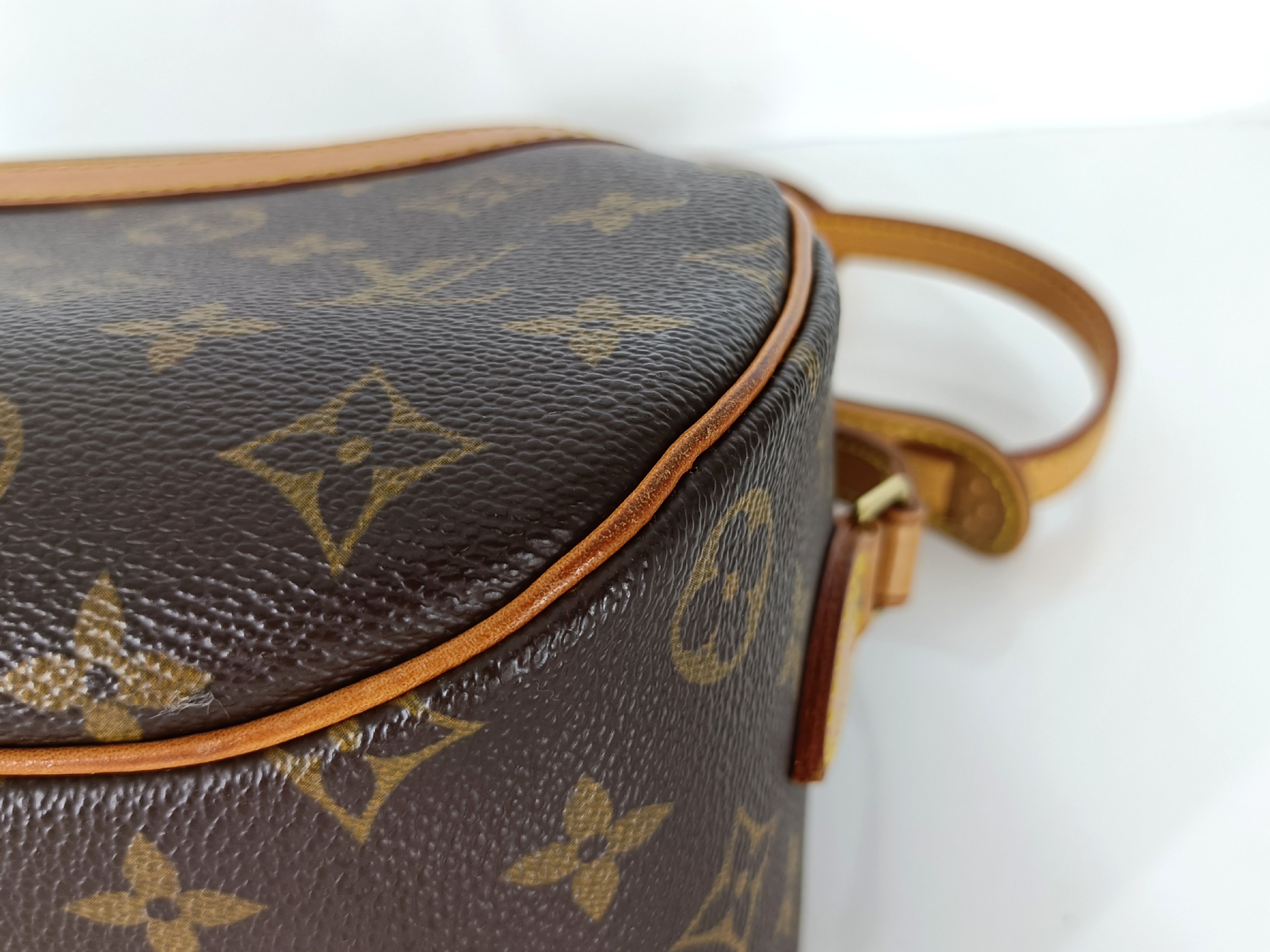 Monogram Blois M51221 BA1023 Brown Shoulder Bag — view 6