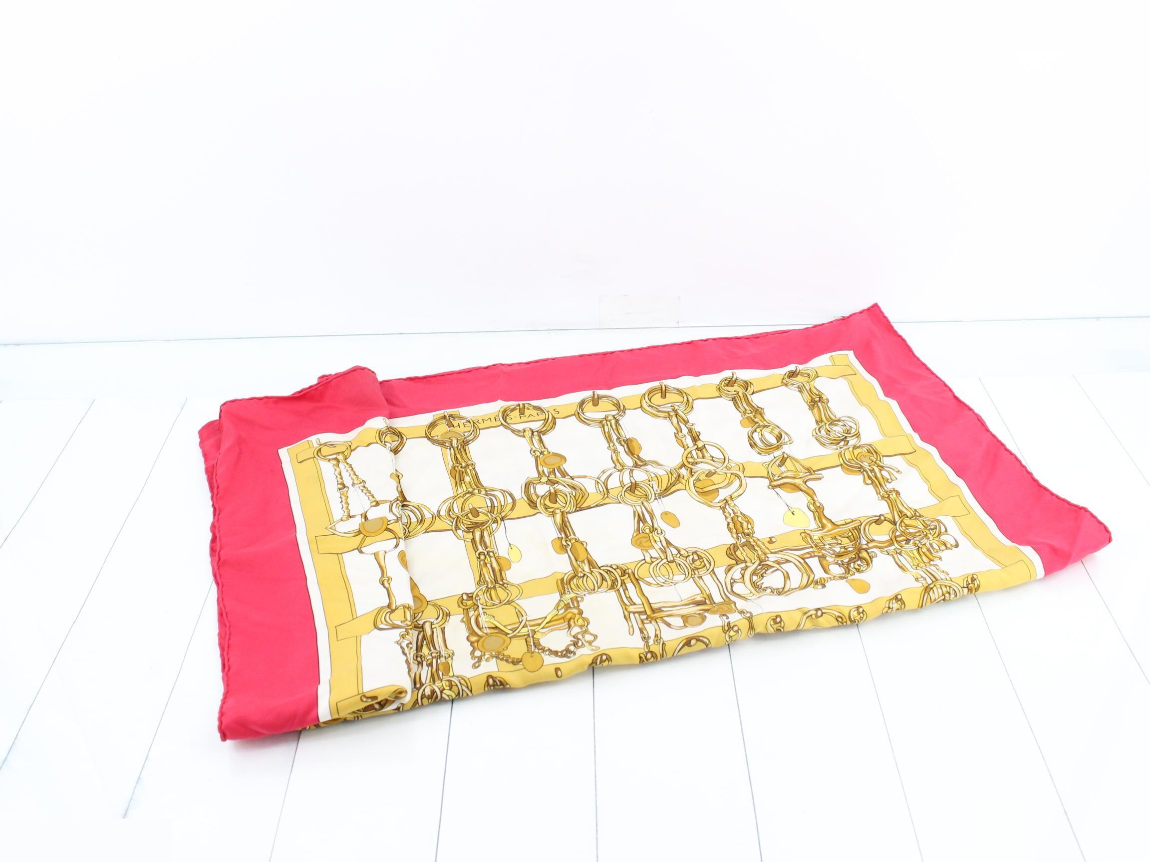 scarf — view 3