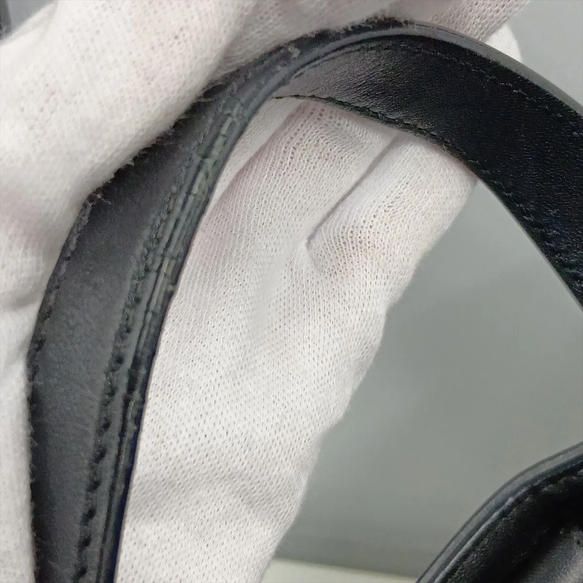 Matelassé Leather 2-Way Handbag, Black with Silver Hardware, Item Number 26981957 (Serial Number 26) — view 15