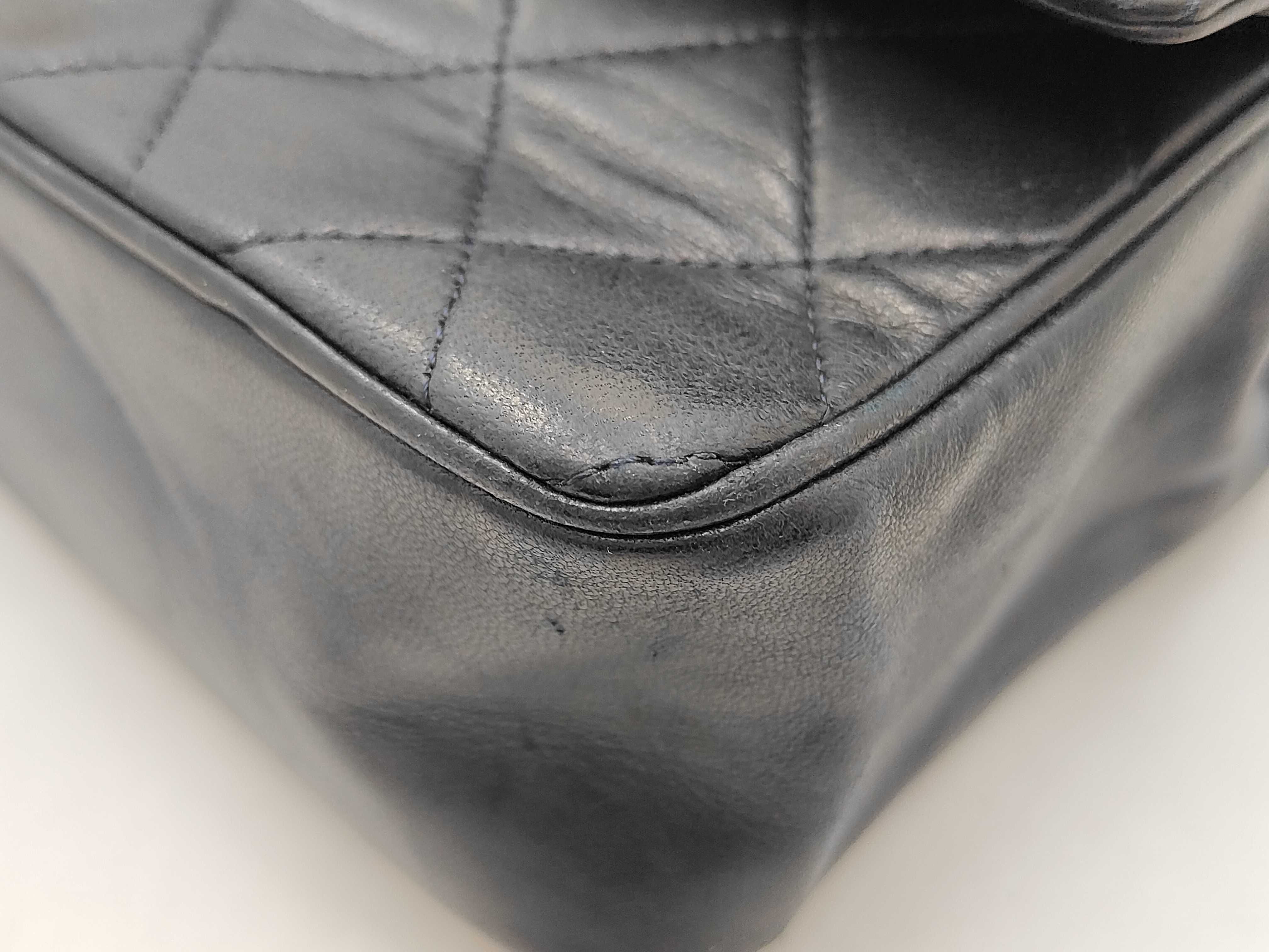 Matelassé 25 Lambskin Double Flap Double Chain Bag Navy 300212 (Serial Number 0-series) Shoulder Bag — view 6