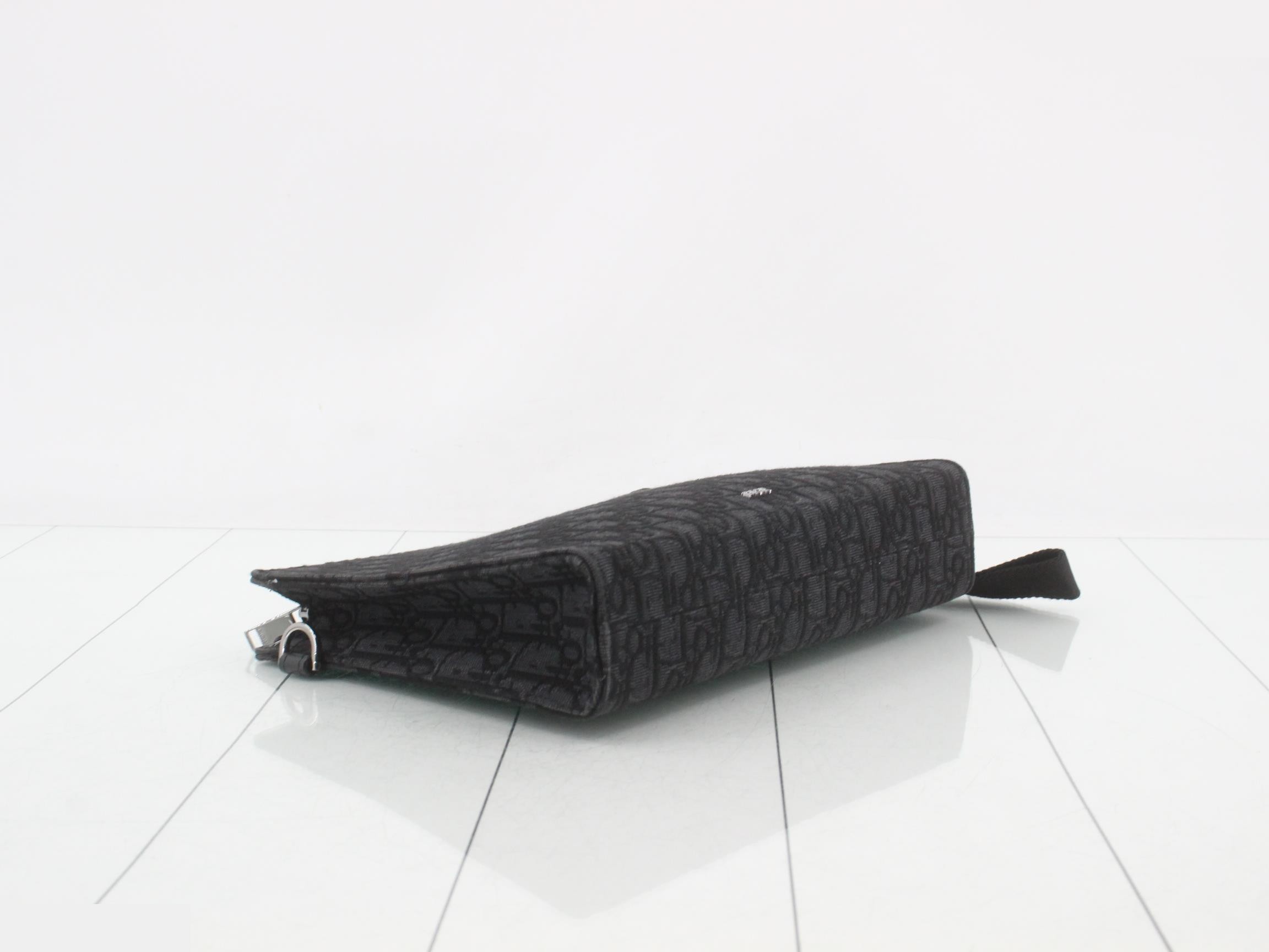 Trotter (bag) clutch pochette, black, unused, stored item. — view 5