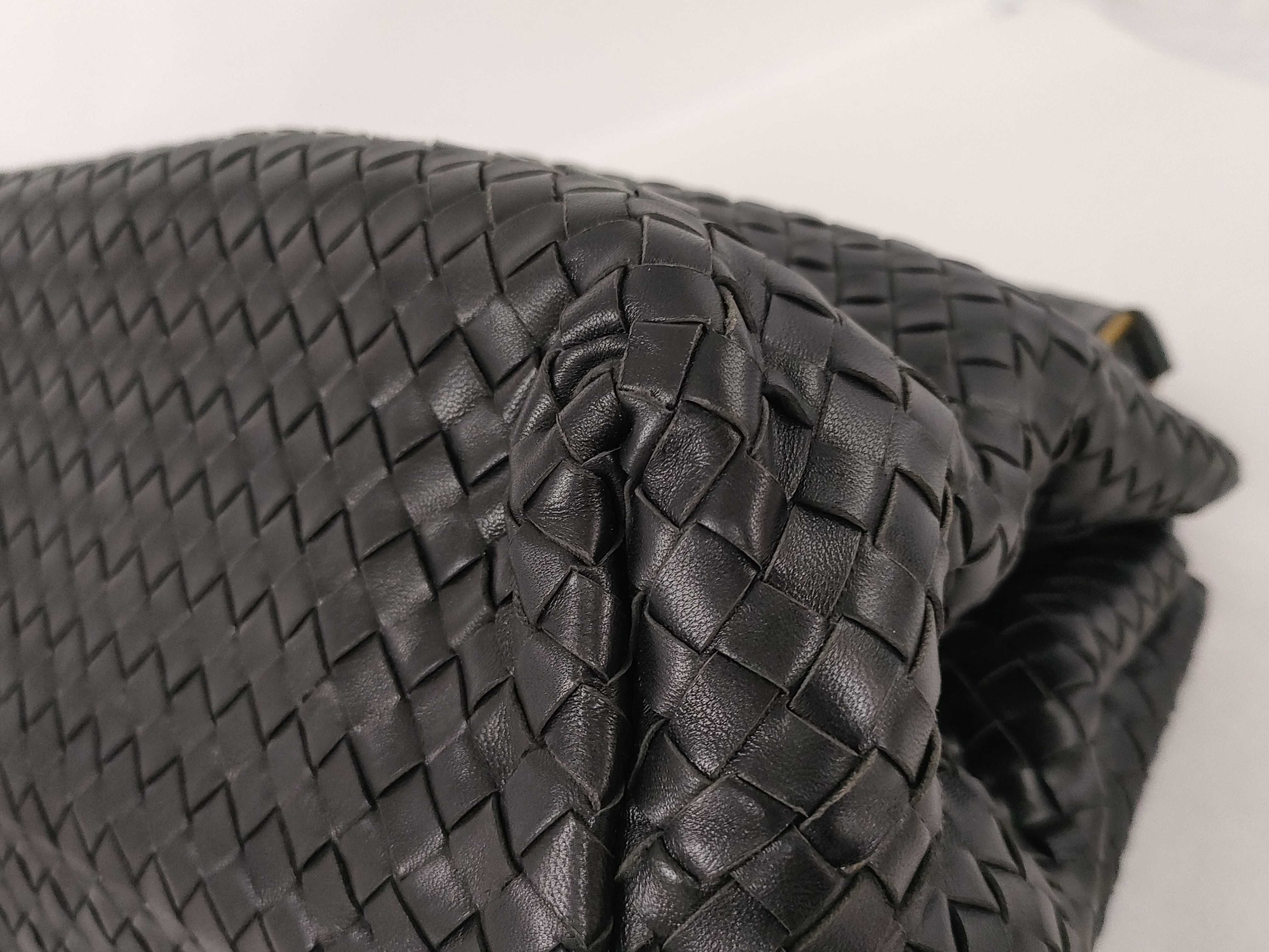 Intrecciato Bottega Roma Handbag — view 6