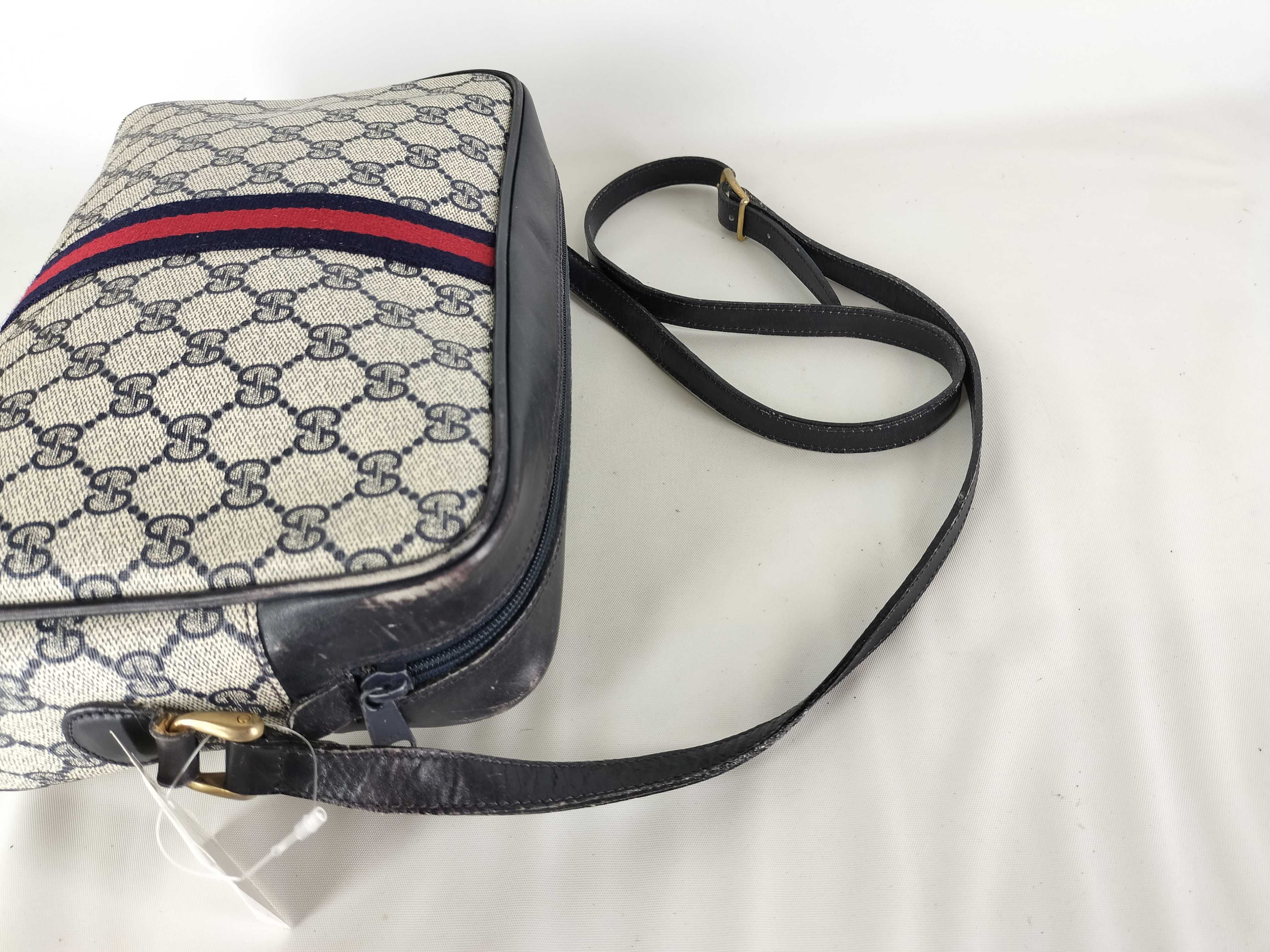 Old GG Canvas Sherry Line Shoulder Bag — view 8