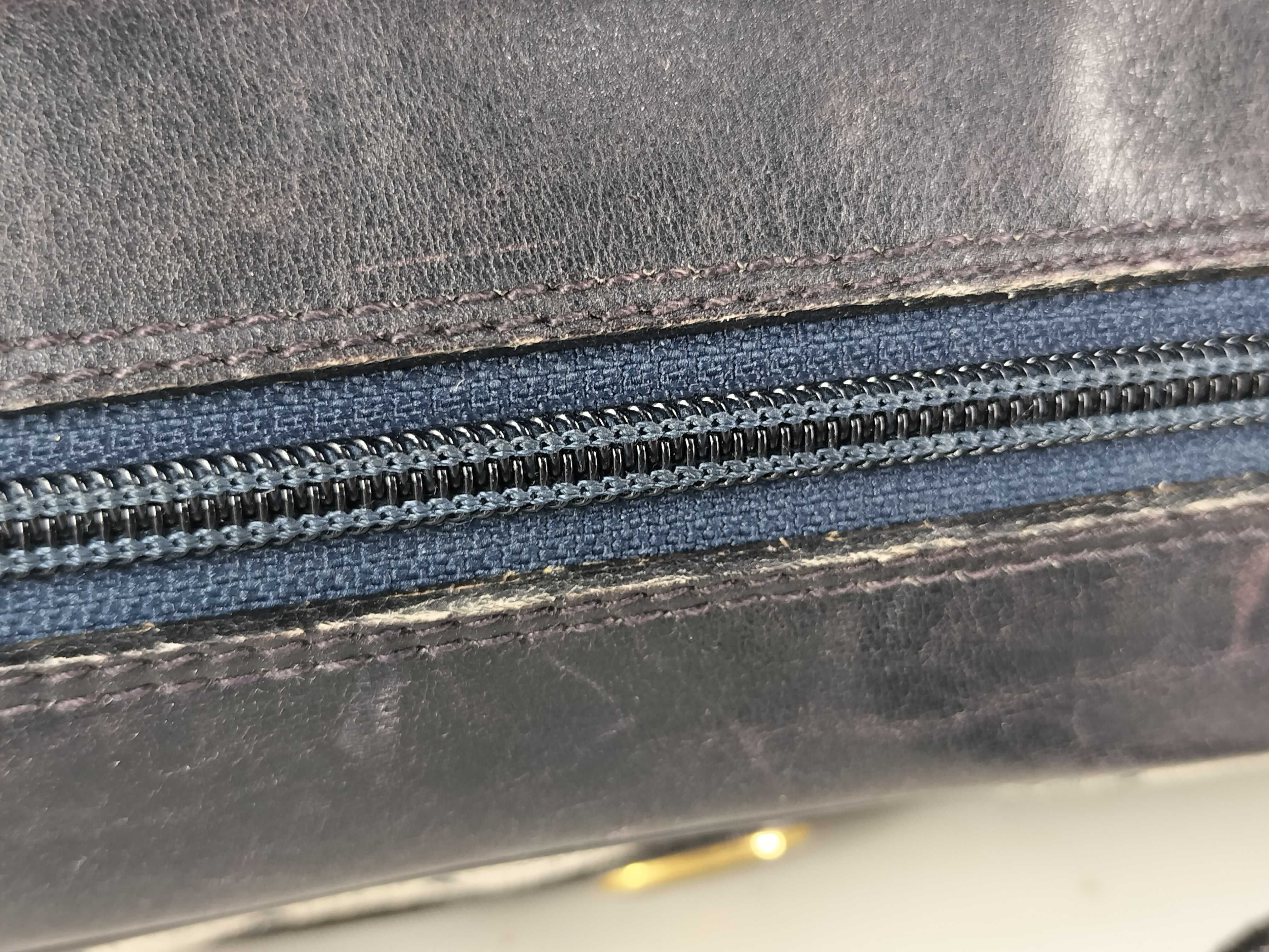 Old GG Canvas Sherry Line Shoulder Bag — view 9