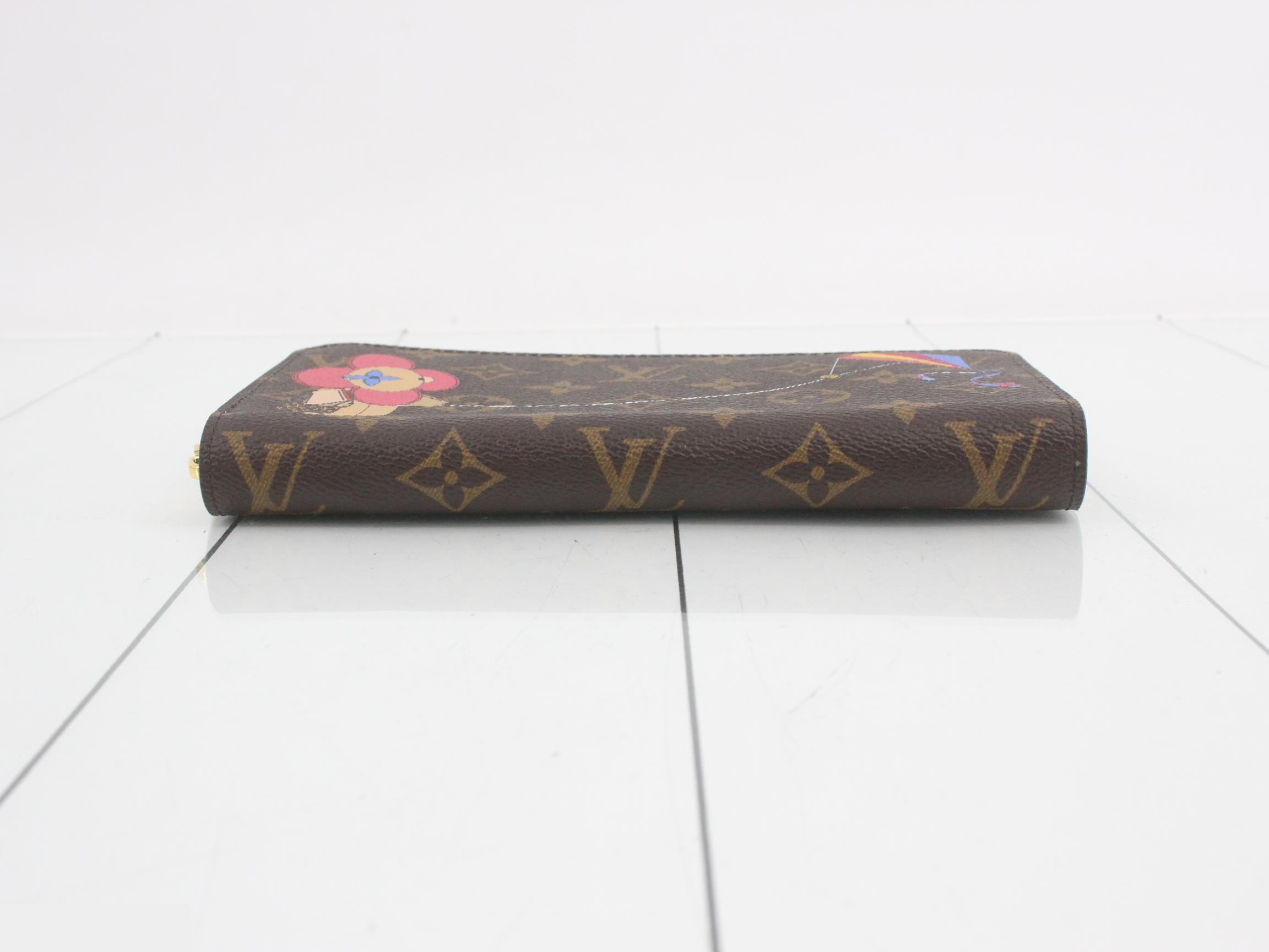 Zippy Vivienne (unused display item) — view 3