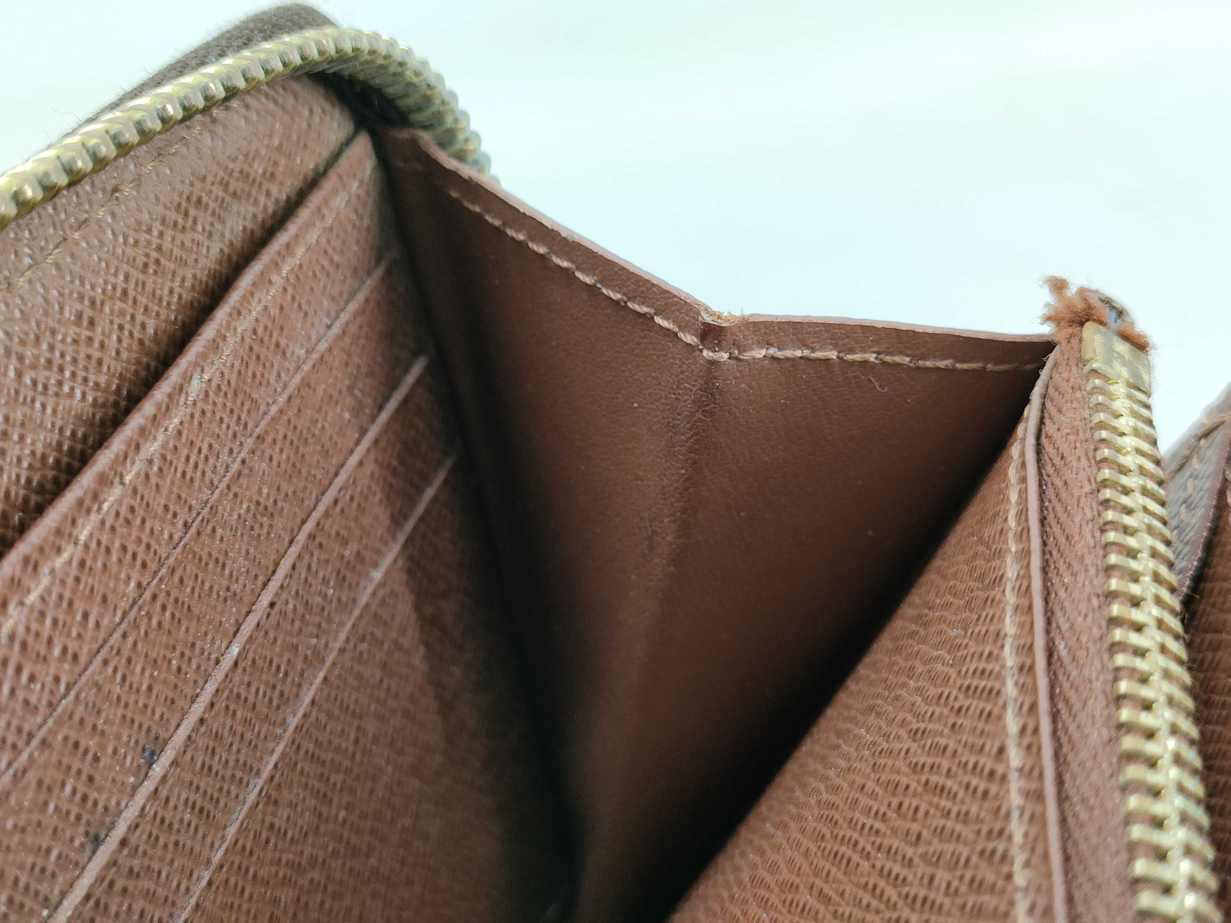 Monogram Louis Vuitton Zippy Wallet — view 11