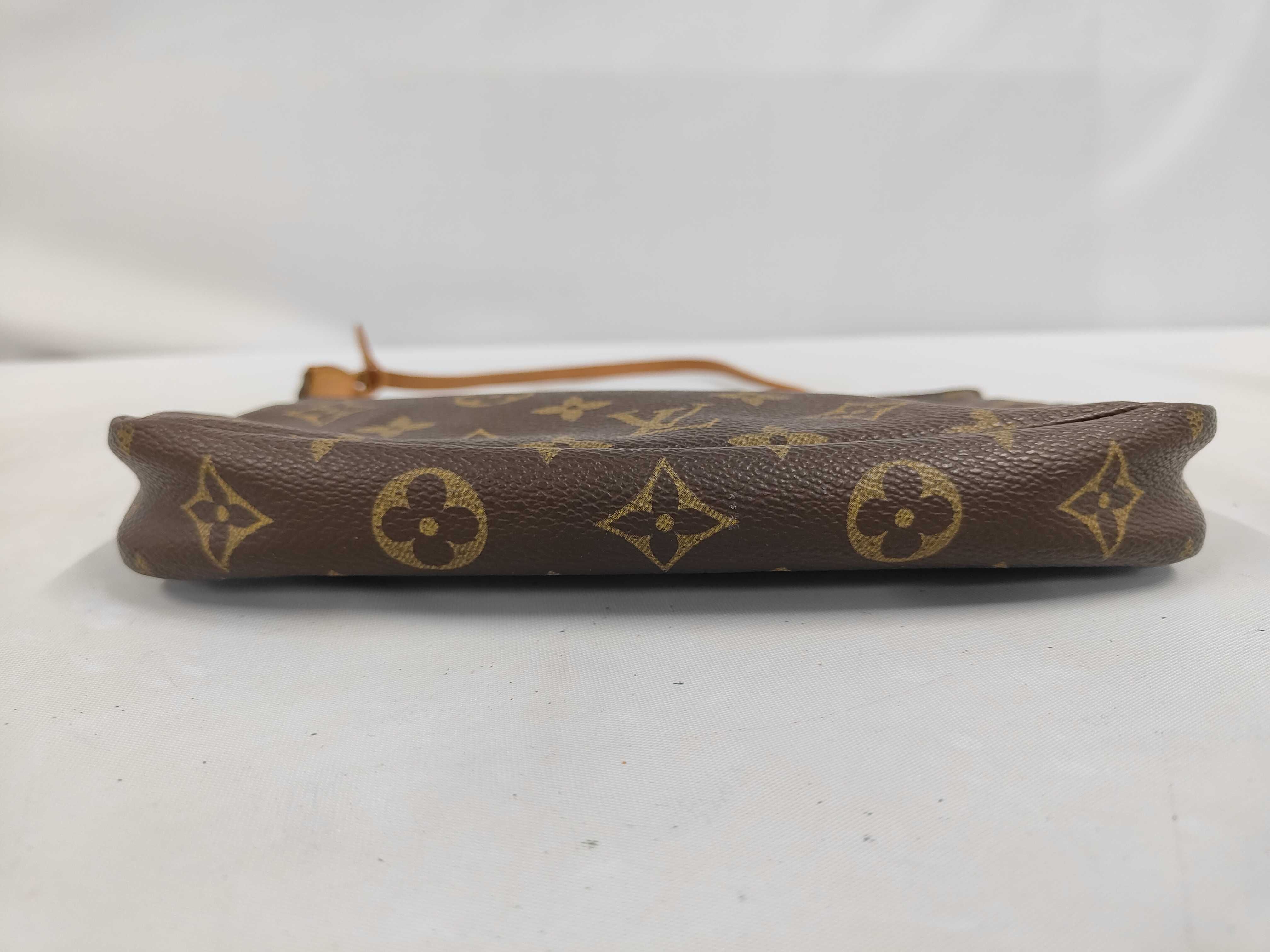 Monogram Accessoires AR1914 Handbag — view 3