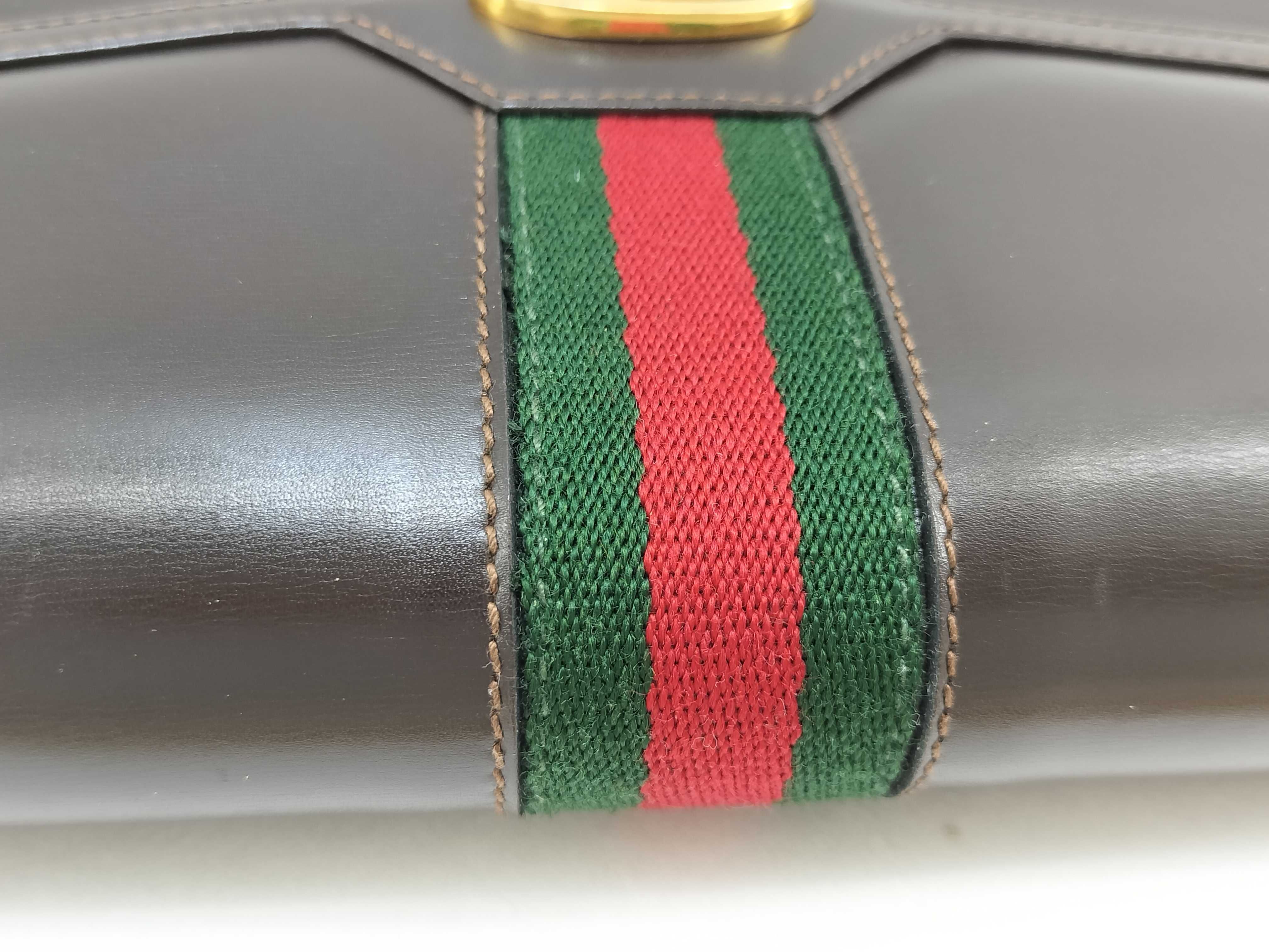 Old Gucci Vintage Leather Chain Shoulder Bag Clutch Bag — view 8
