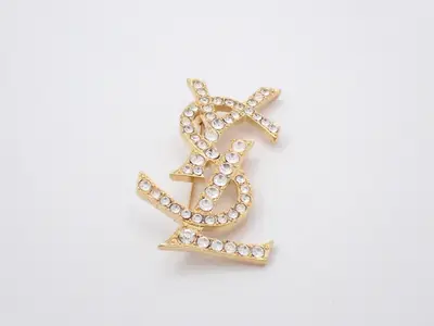 logo rhinestone brooch