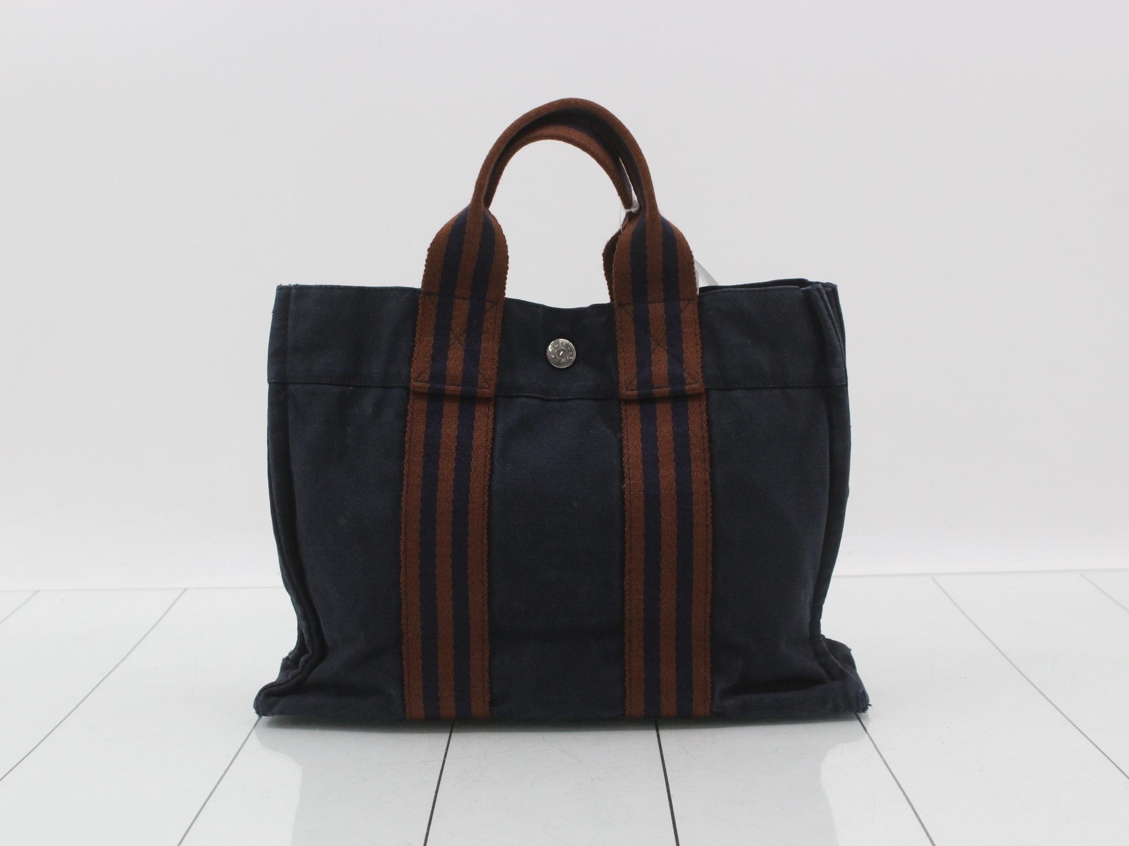 handbag — view 2