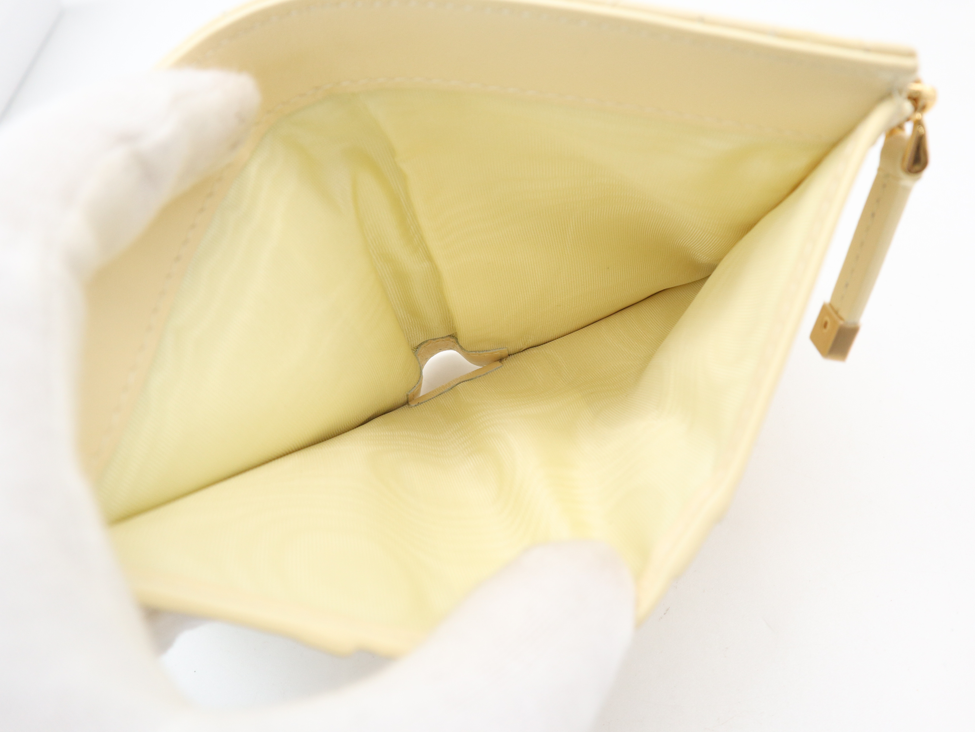 S5173UWHC Calfskin Cannage Wallet, Pastel Yellow, with Box and Dust Bag. — view 9