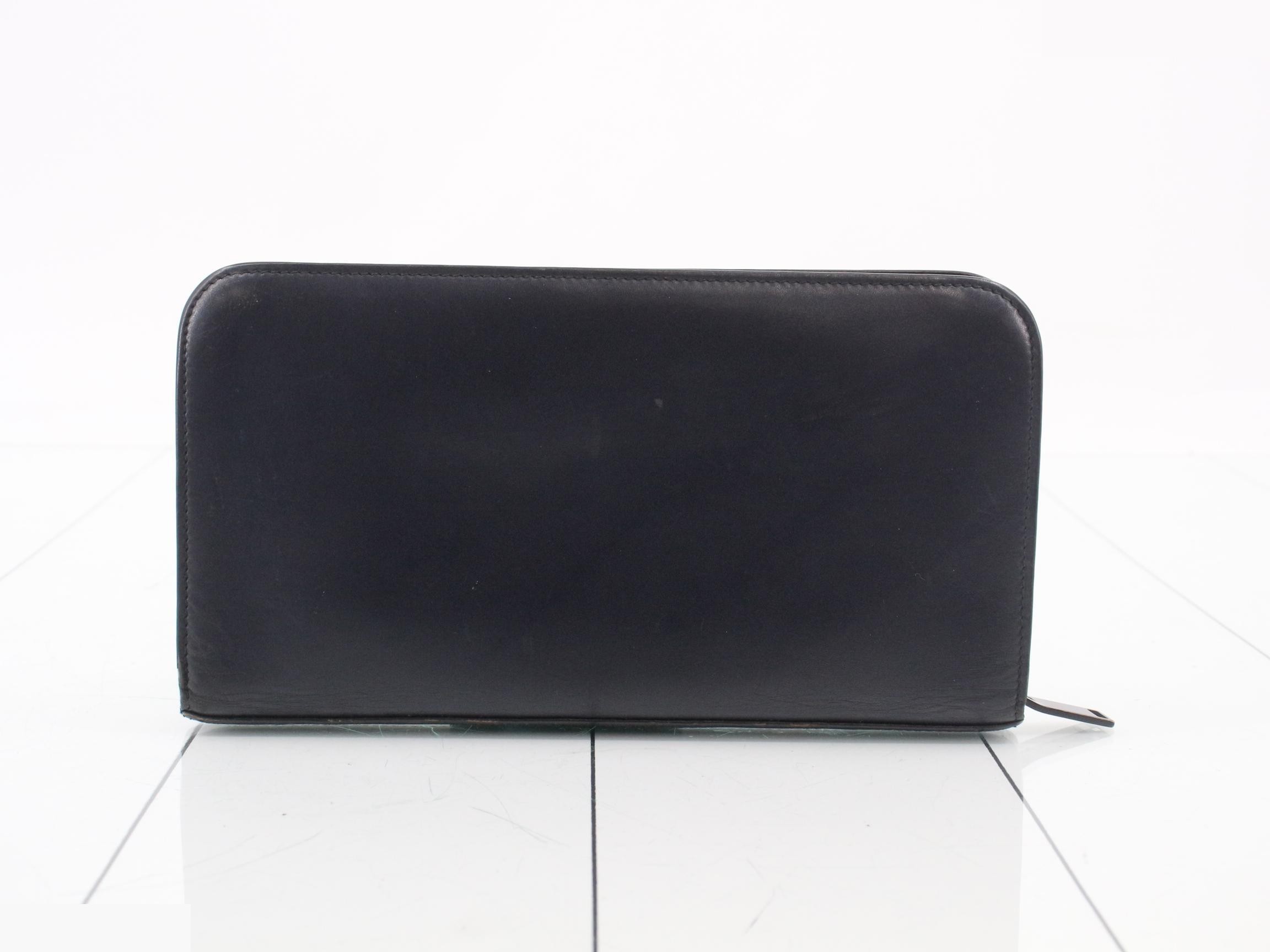 wallet — view 2