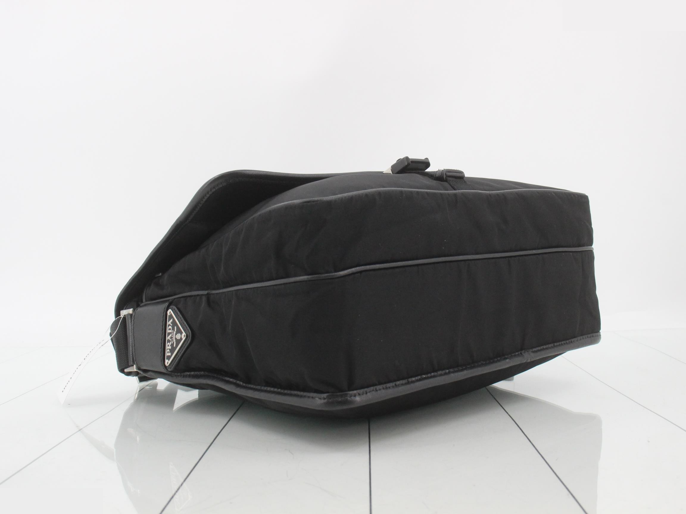 Shoulder bag, Tessuto, black — view 5