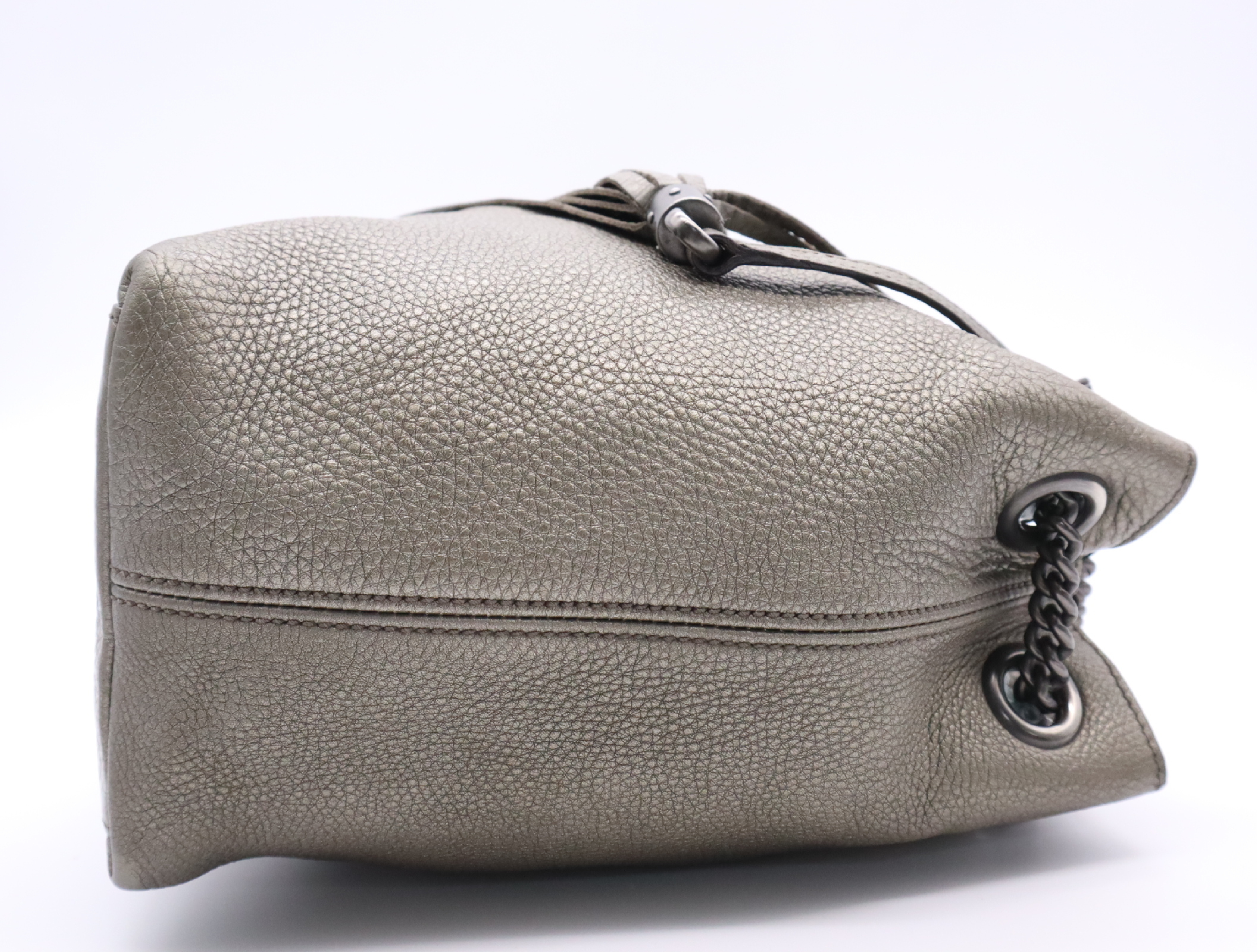 308982 Soho Interlocking G Chain Grey Metallic Charm Shoulder Bag — view 5