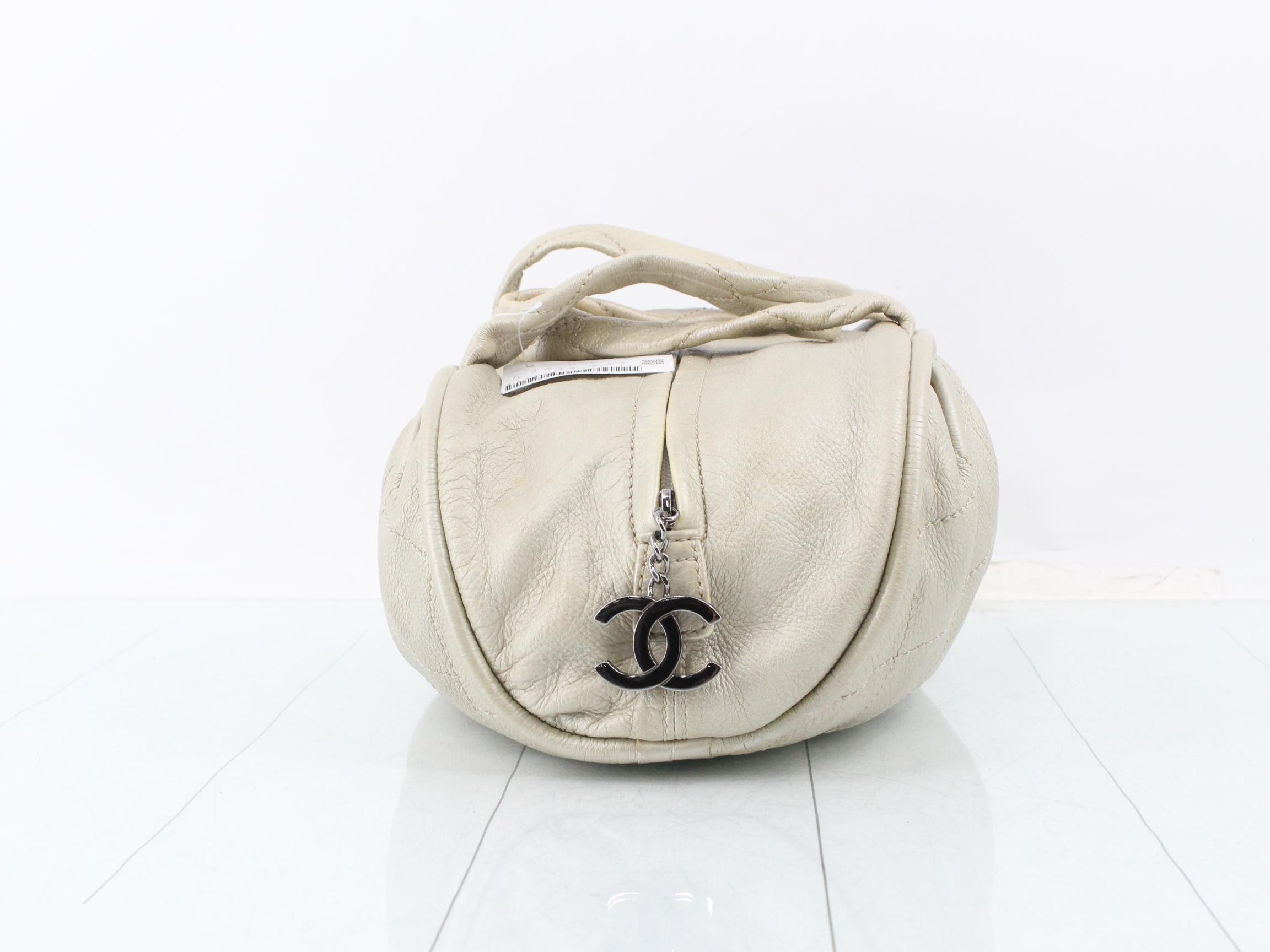 Matelassé (bag) - handbag — view 4