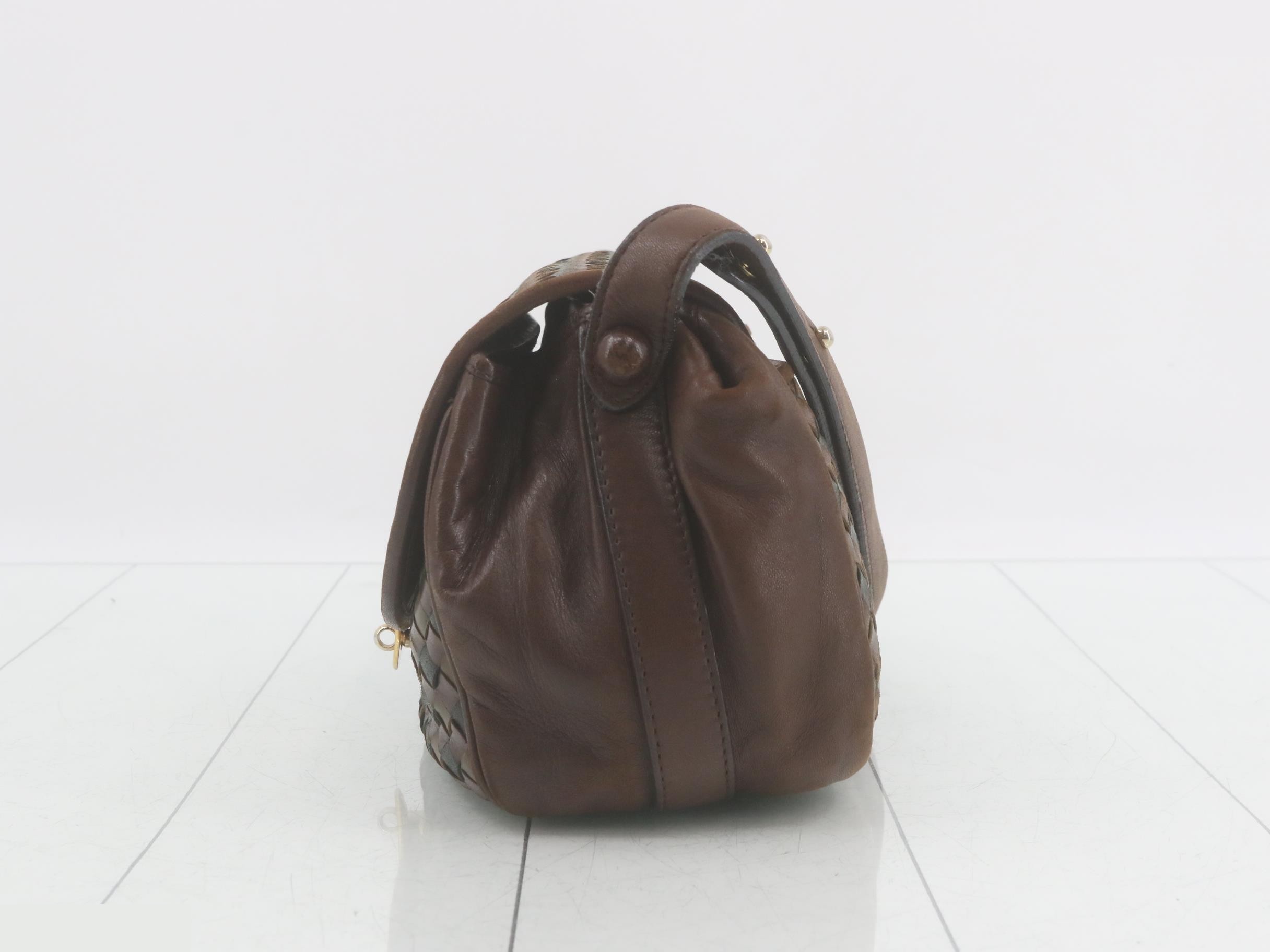 Intrecciato shoulder bag with gold hardware — view 3