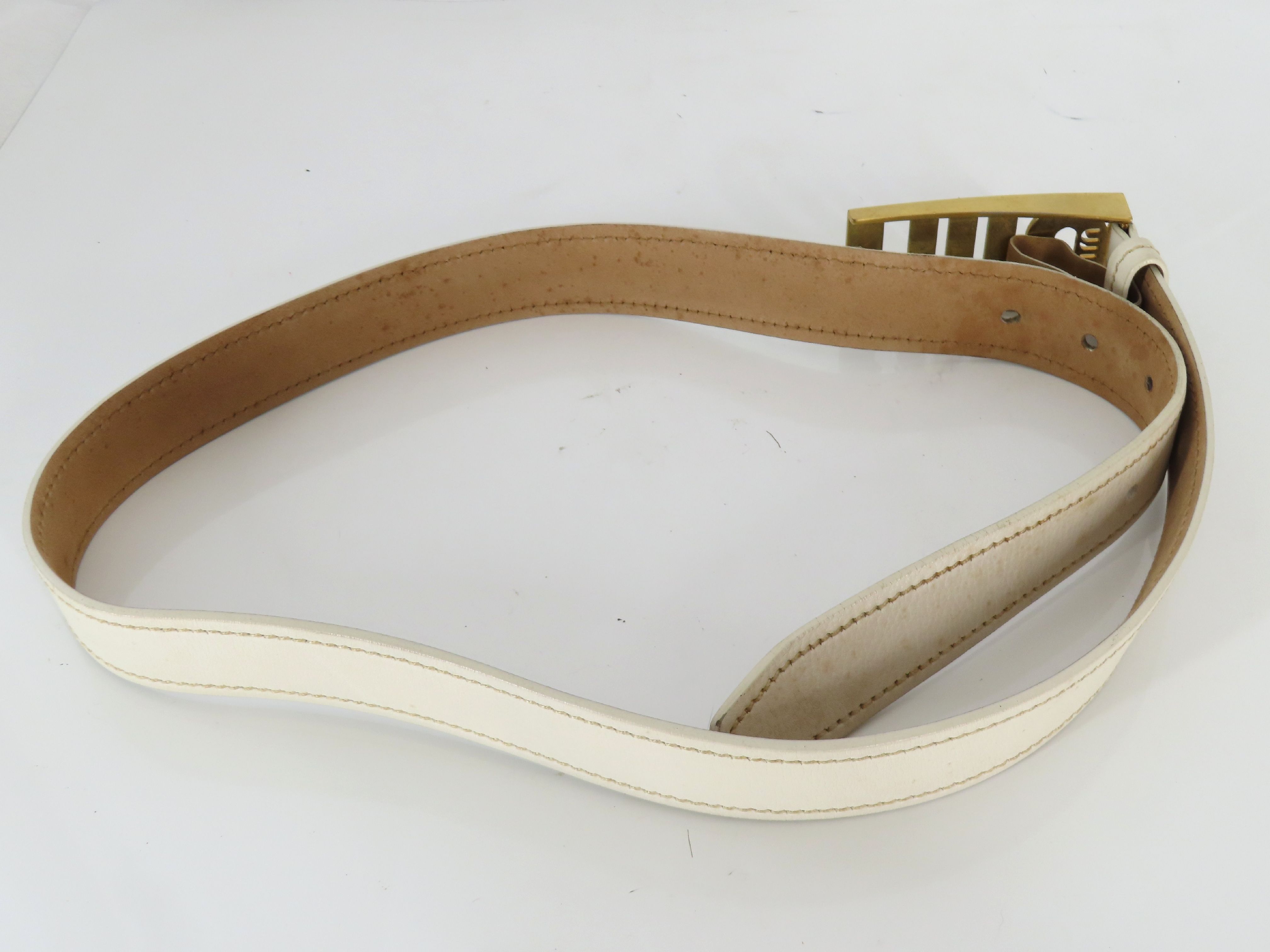 logo buckle leather belt, white, for women. — view 8