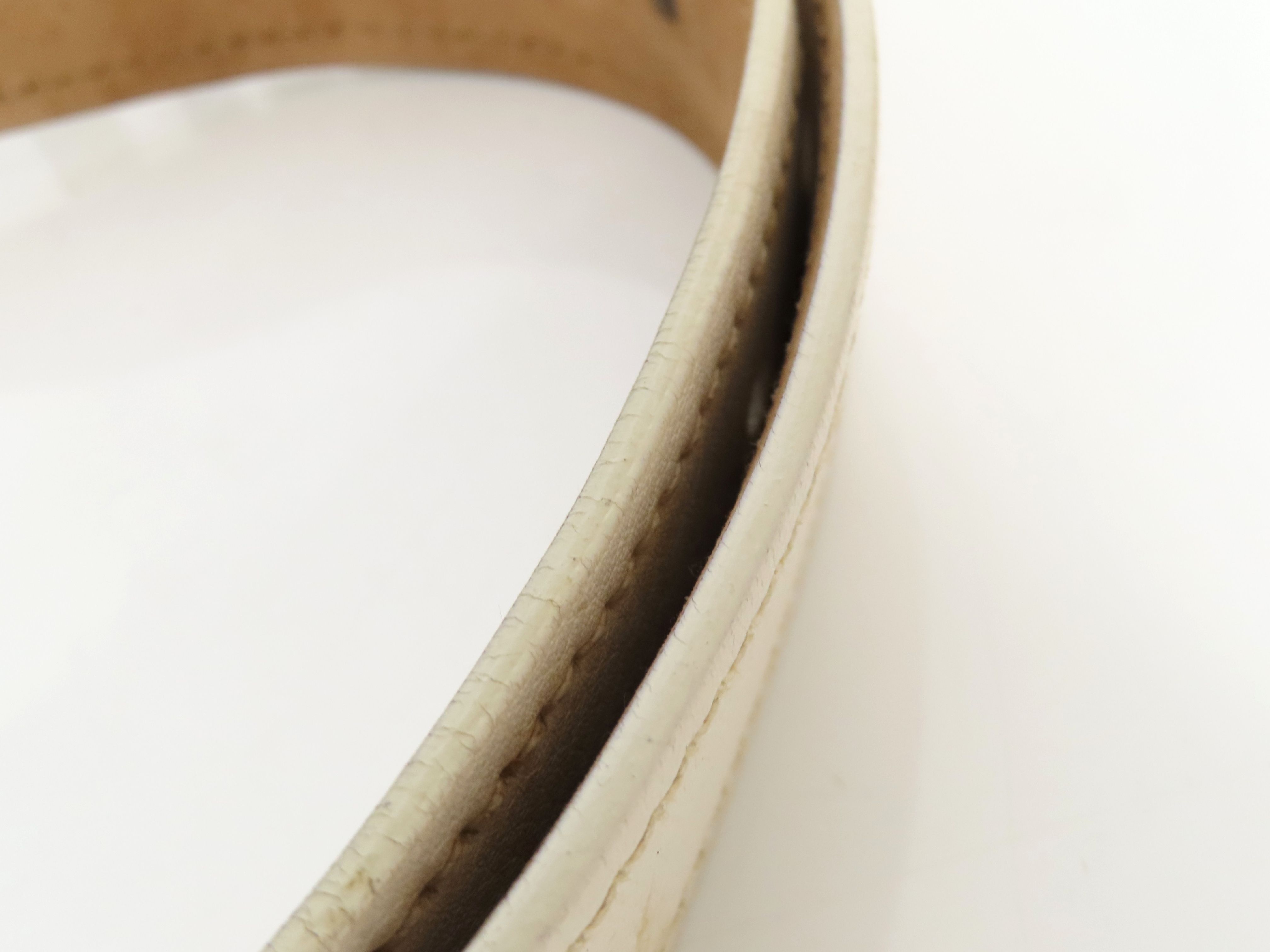logo buckle leather belt, white, for women. — view 9