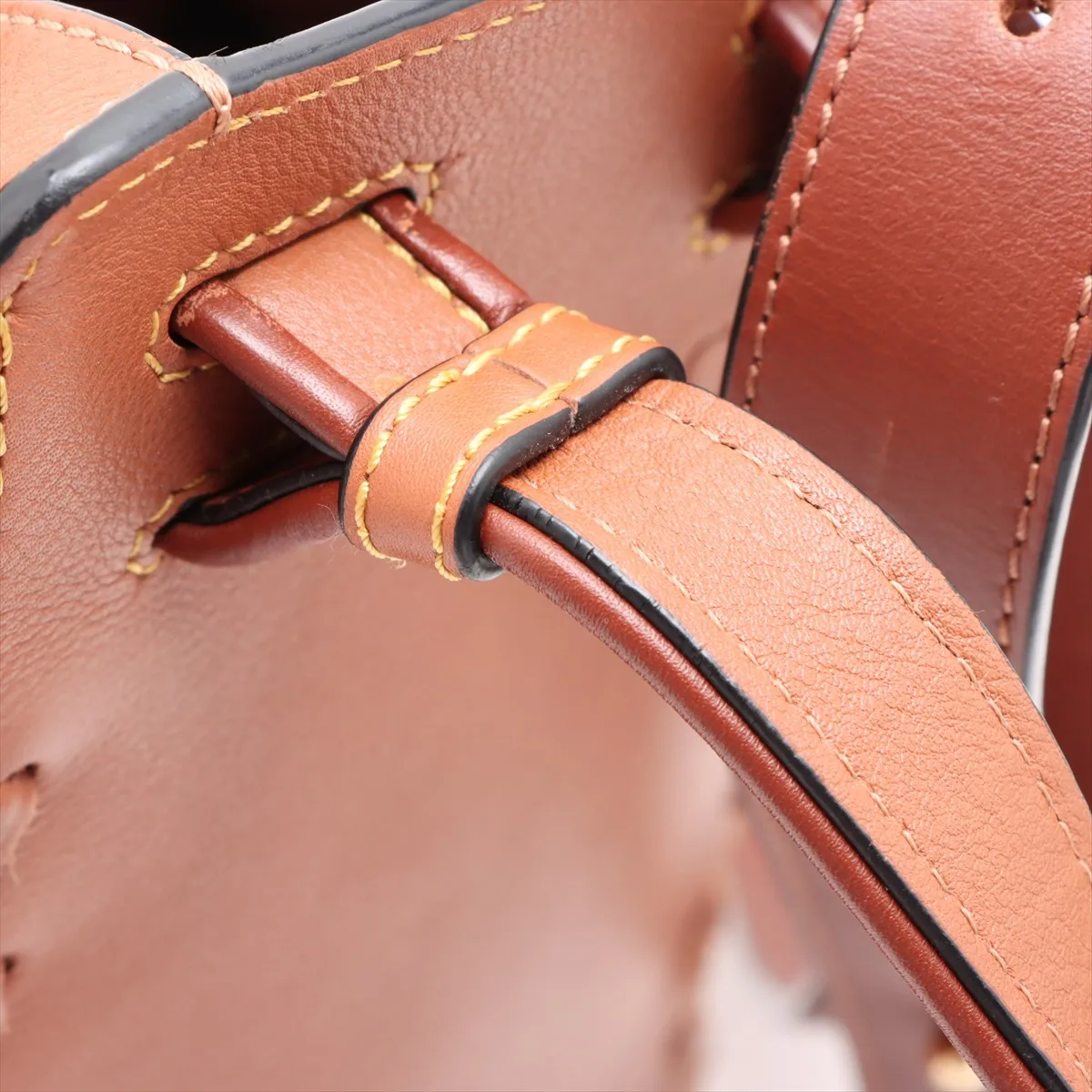 Hammock Small Leather 2WAY Handbag Brown — view 13
