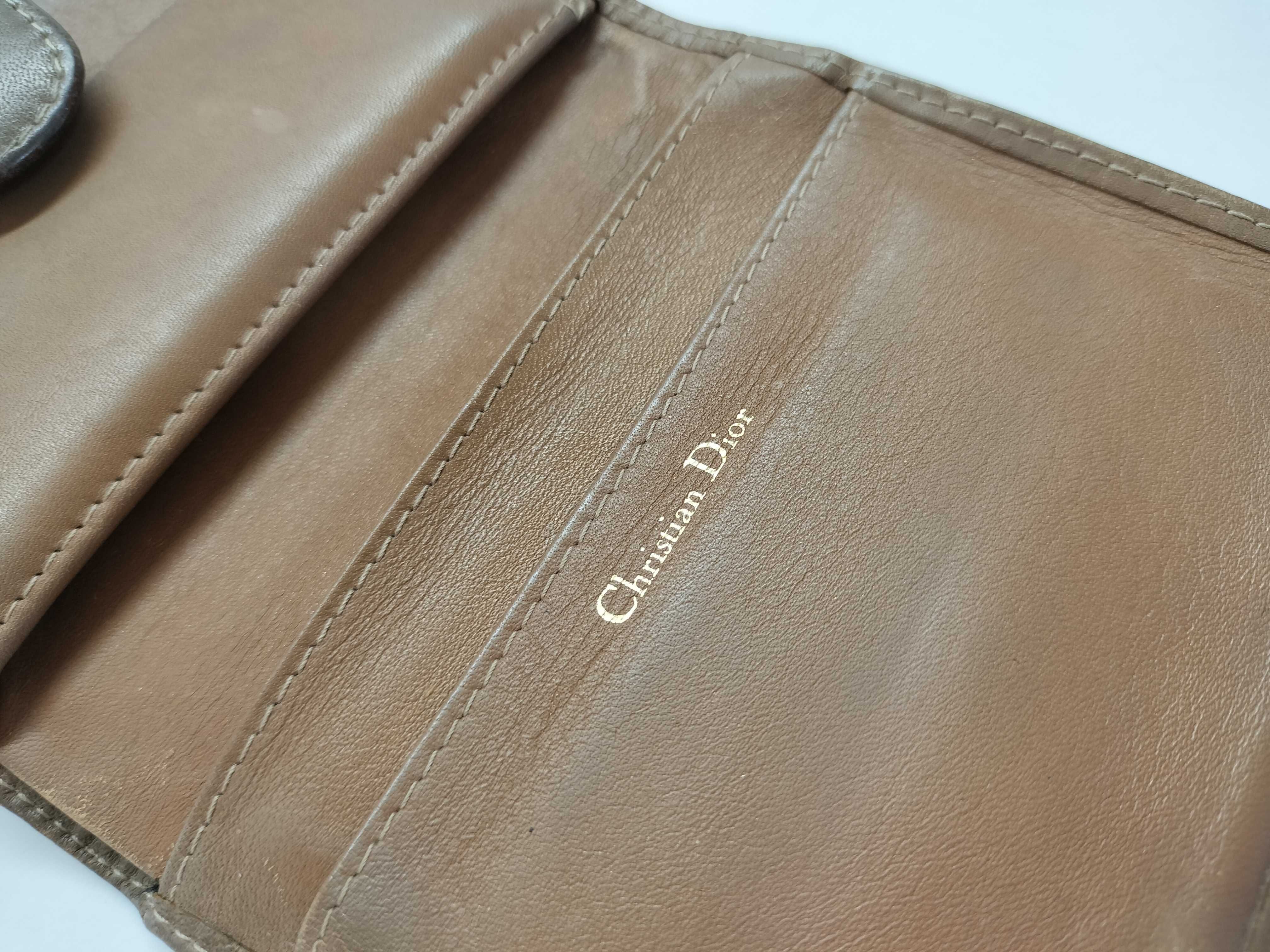folding wallet — view 9