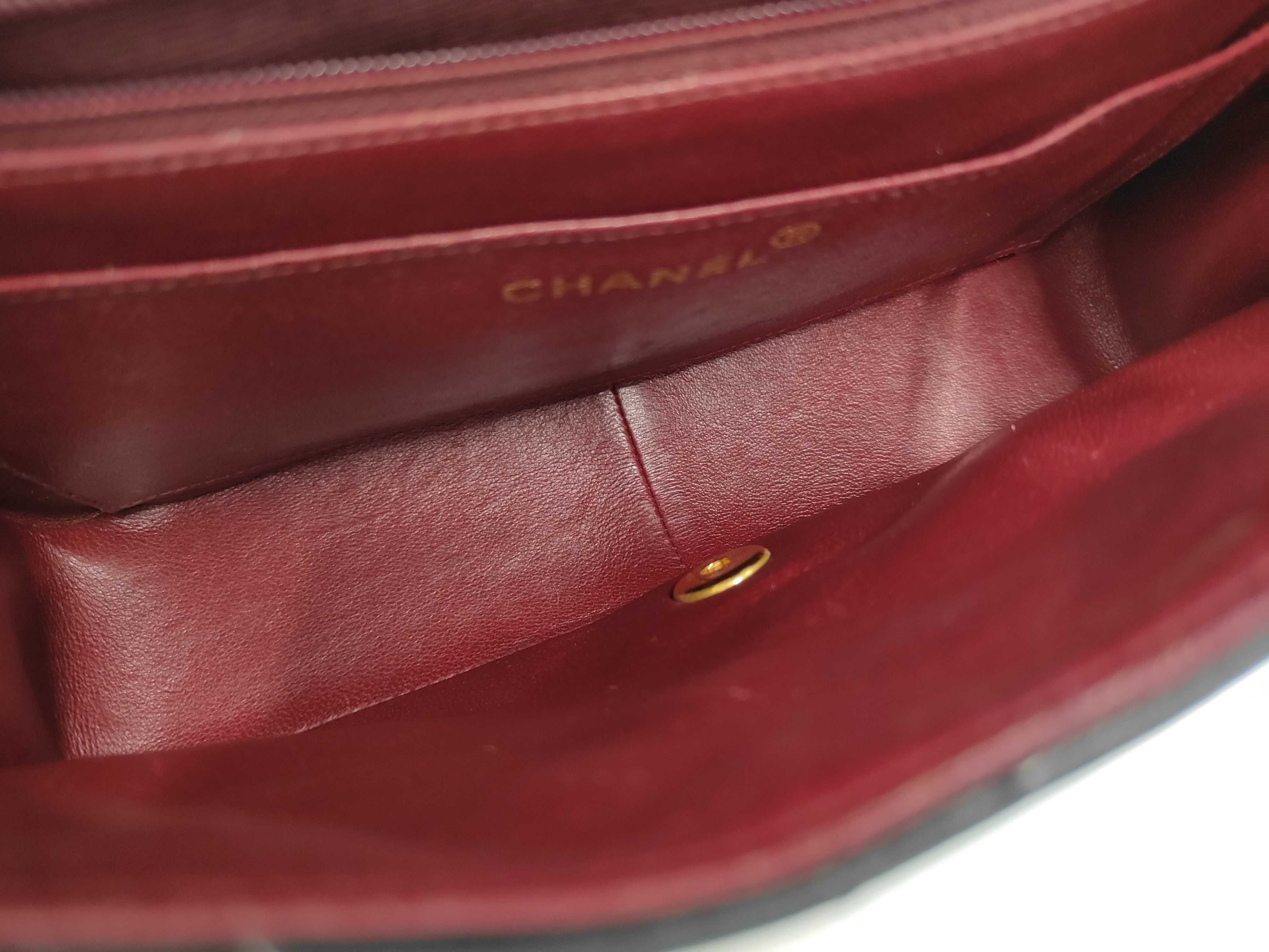 Matelassé Diana Flap Chain Shoulder Bag — view 8