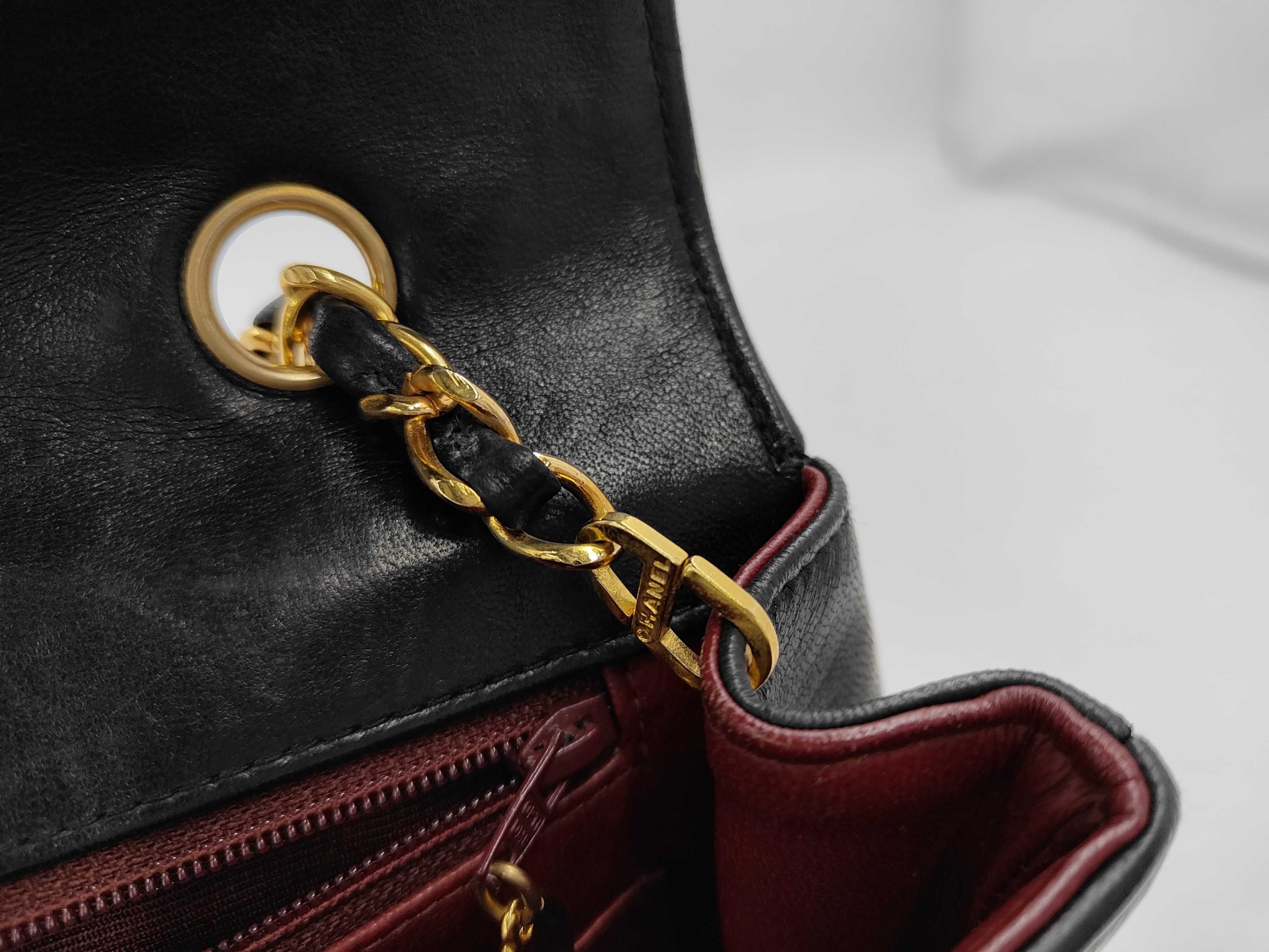 Matelassé Diana Flap Chain Shoulder Bag — view 9