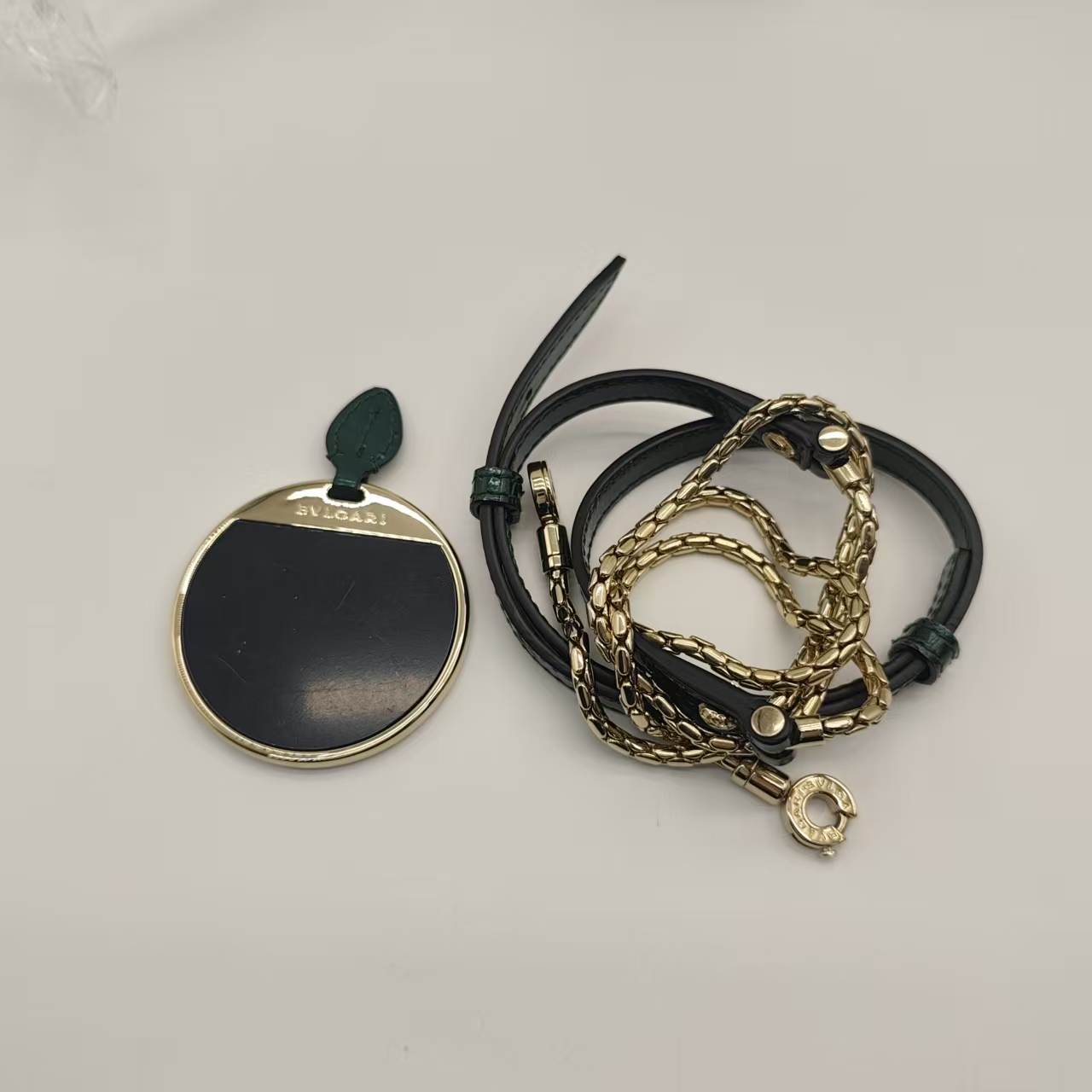 【*Shipped from: China*】BVLGARI Bulgari Serpenti Forever Patent Leather Shoulder Bag — view 11