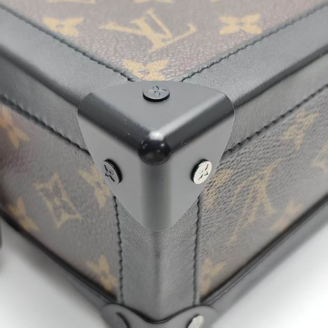 【*Shipped from: China*】LOUIS VUITTON PU Shoulder Bag — view 6