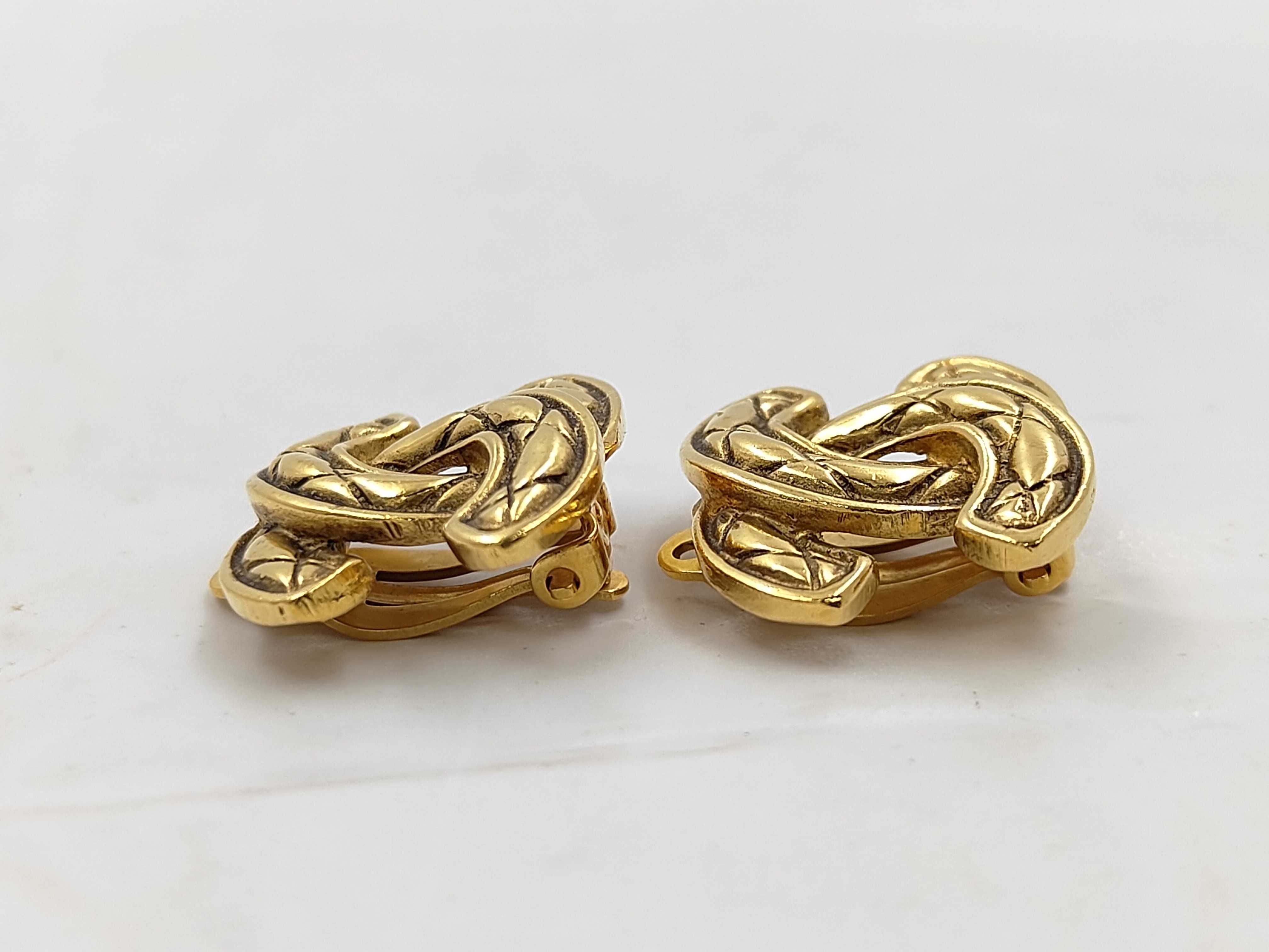 earrings, quilted design, small size, with original box. — view 2