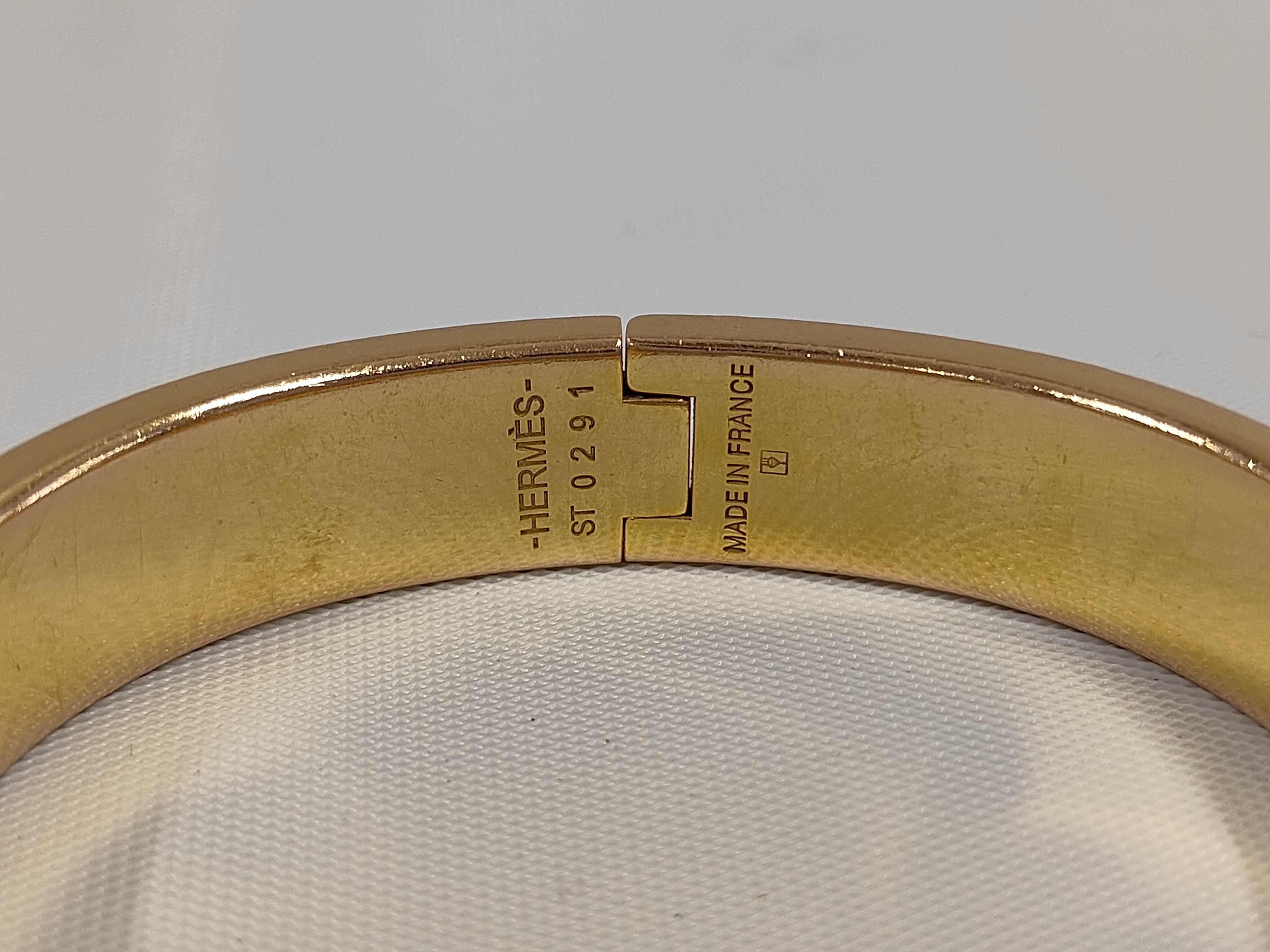 Click H Bangle Bracelet Bracelet/Bangle — view 2