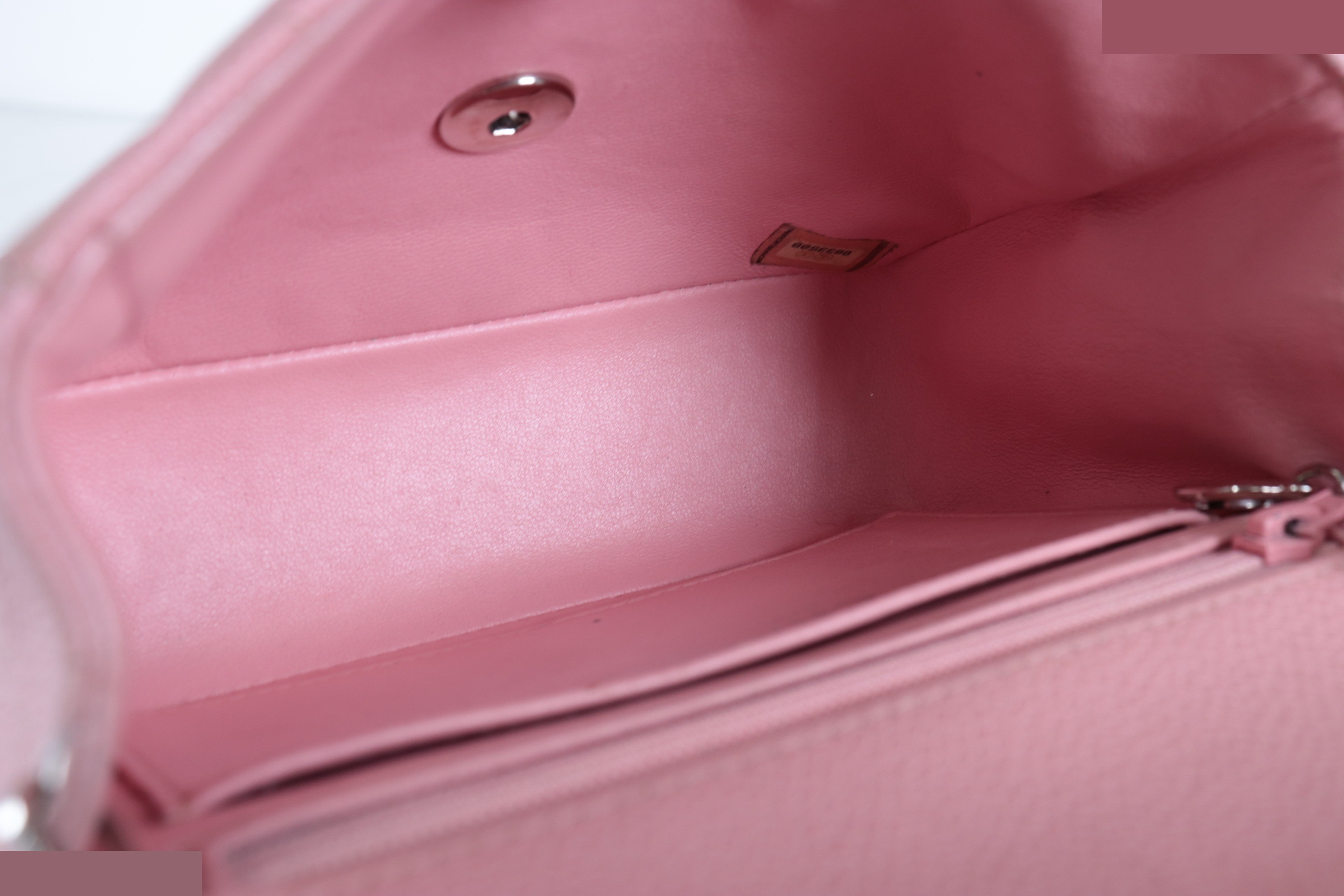 Minimato Caviar Chain Shoulder Bag, Pink, Series 8 — view 9