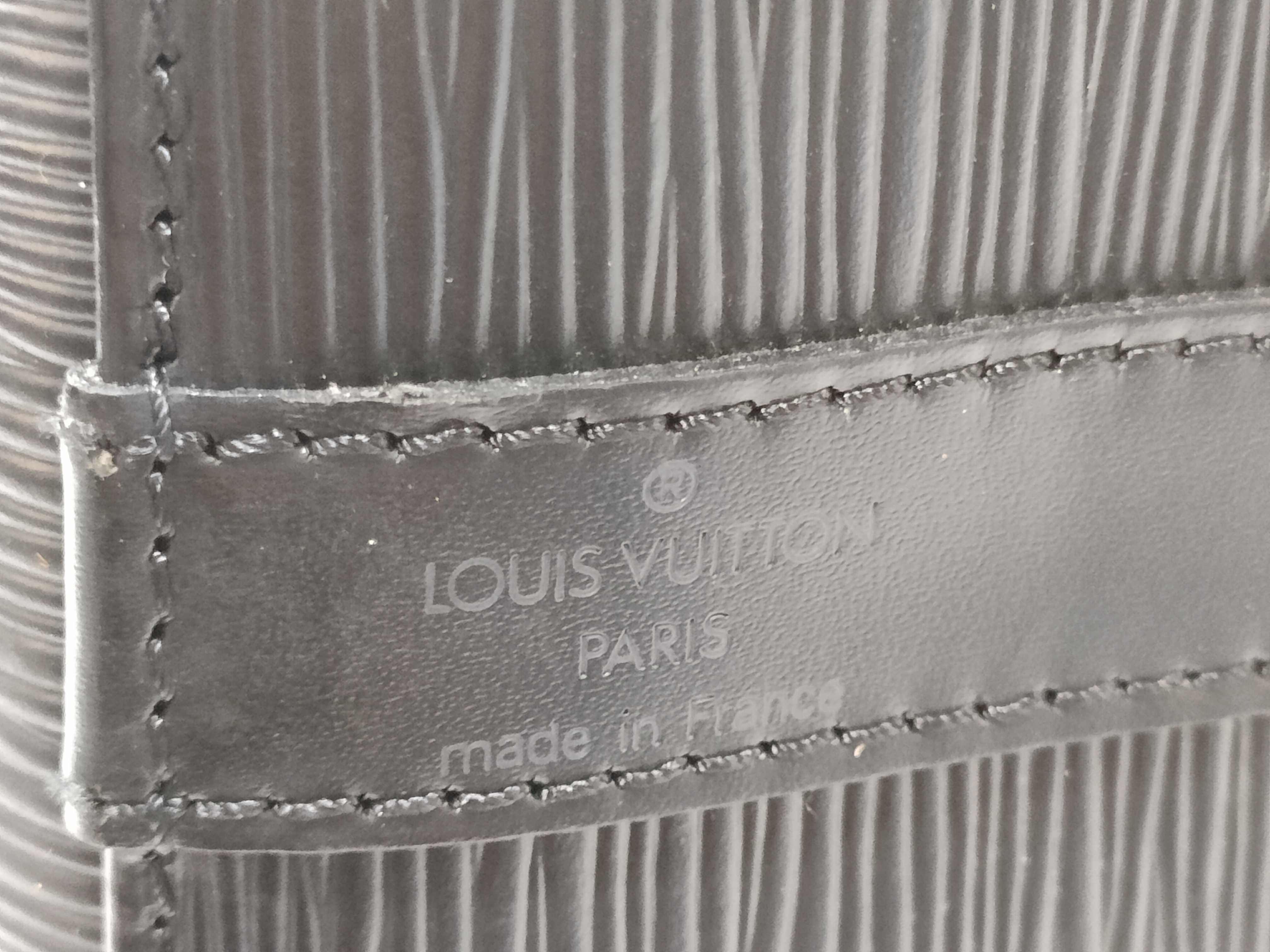 Epi Louis Vuitton Epi Petit Noe Shoulder Bag — view 5