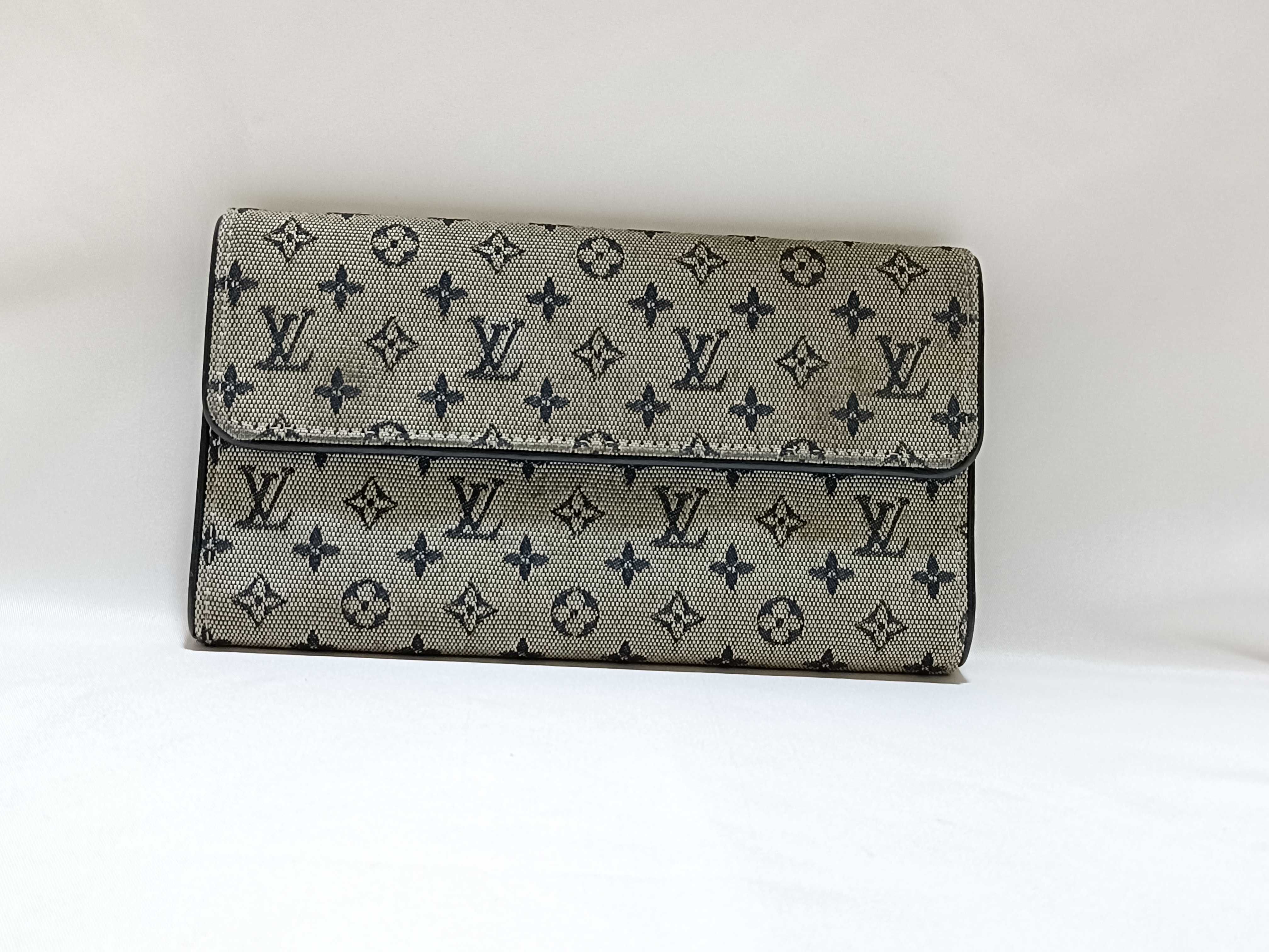 Monogram Mini Louis Vuitton Monogram Mini Portefeuille Tresor International M92242/CA1013 Wallet