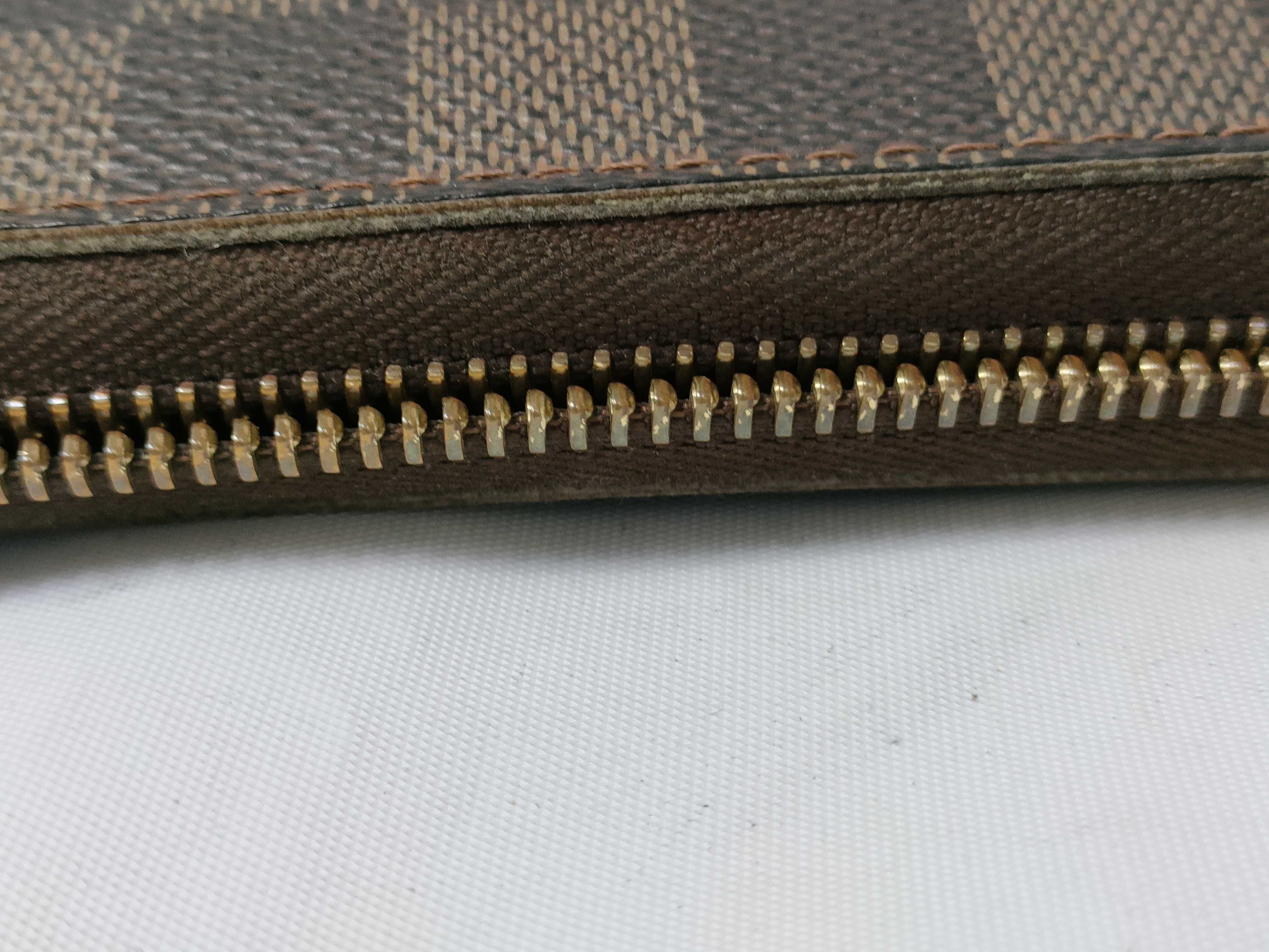 Damier Zippy Wallet — view 7
