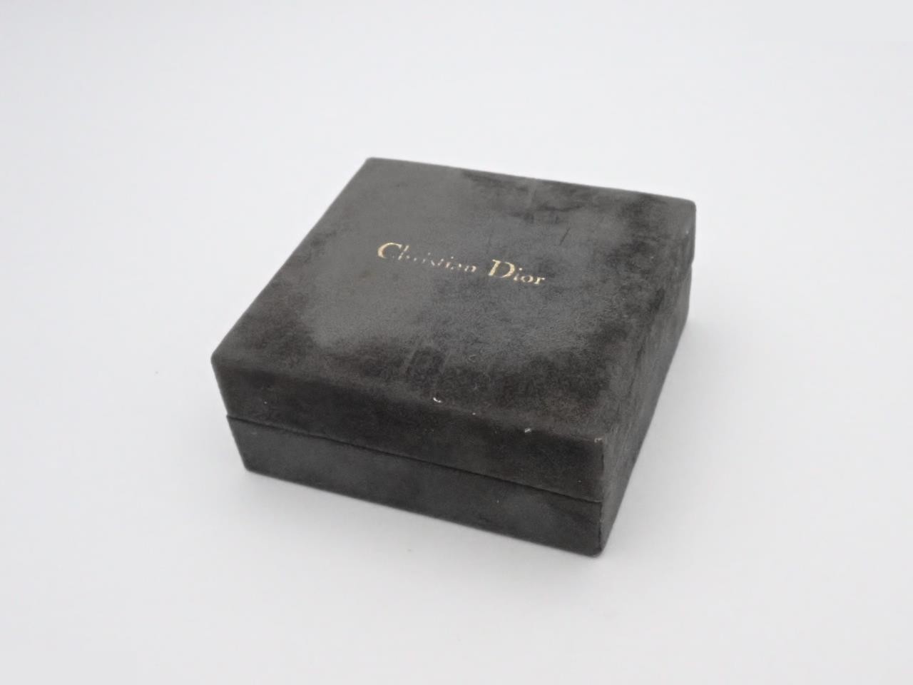 Other lines: Small items, accessories, cufflinks, tie clips — view 4