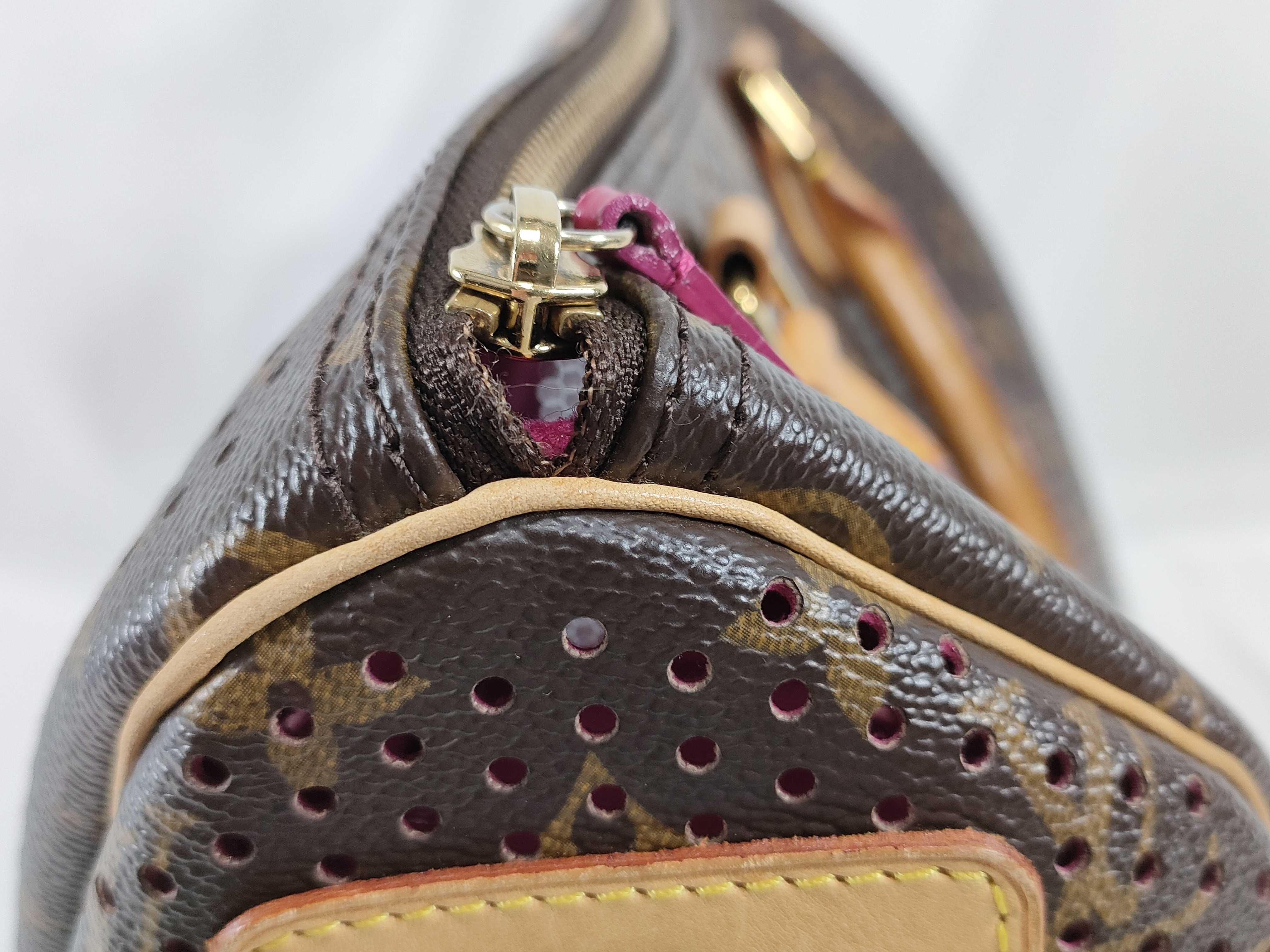 Monogram Louis Vuitton Monogram Perforated Speedy 30 M95180 Handbag (Serial number unknown) — view 15