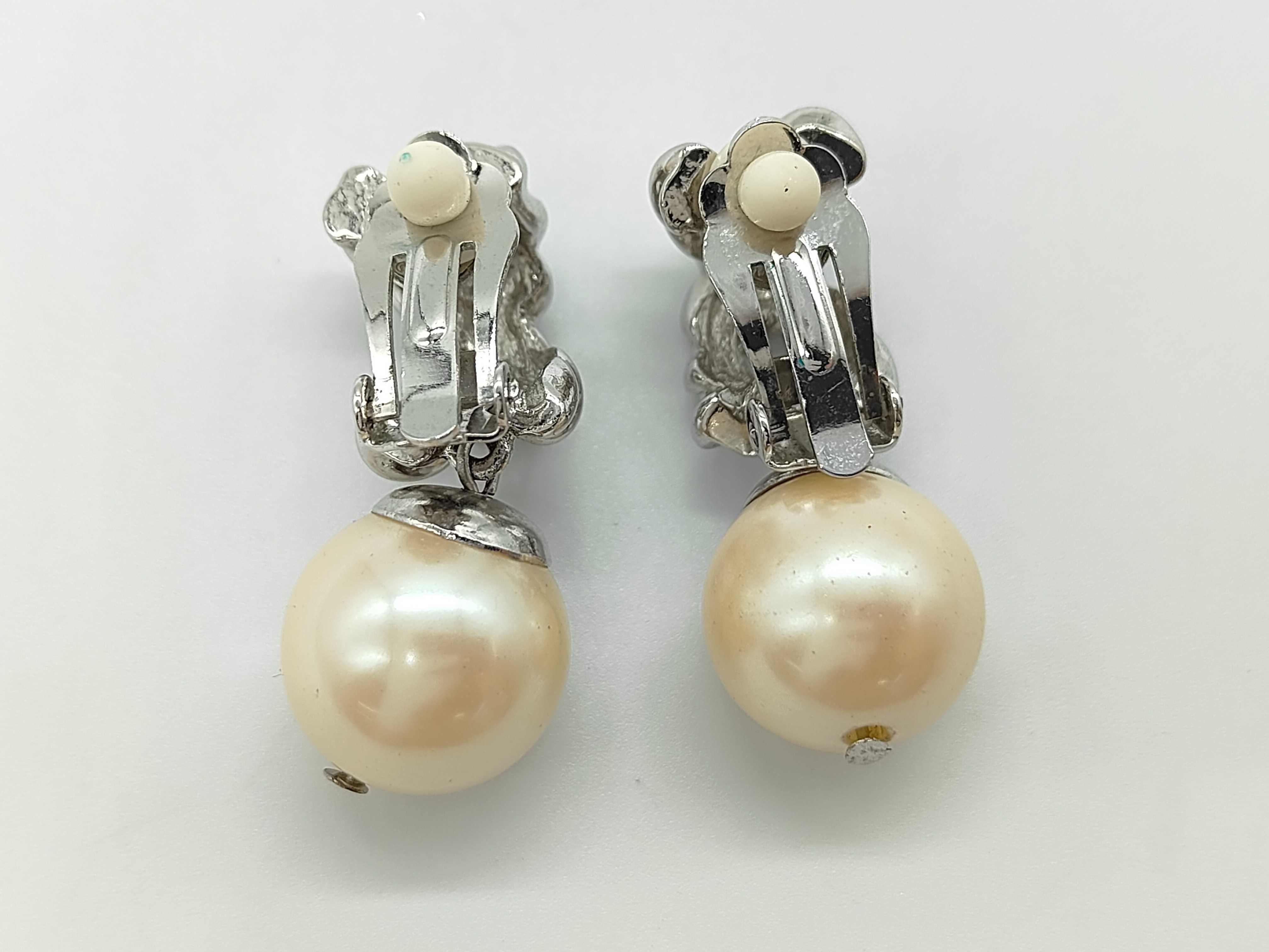 Pearl Vintage Twist Silver Earrings — view 2