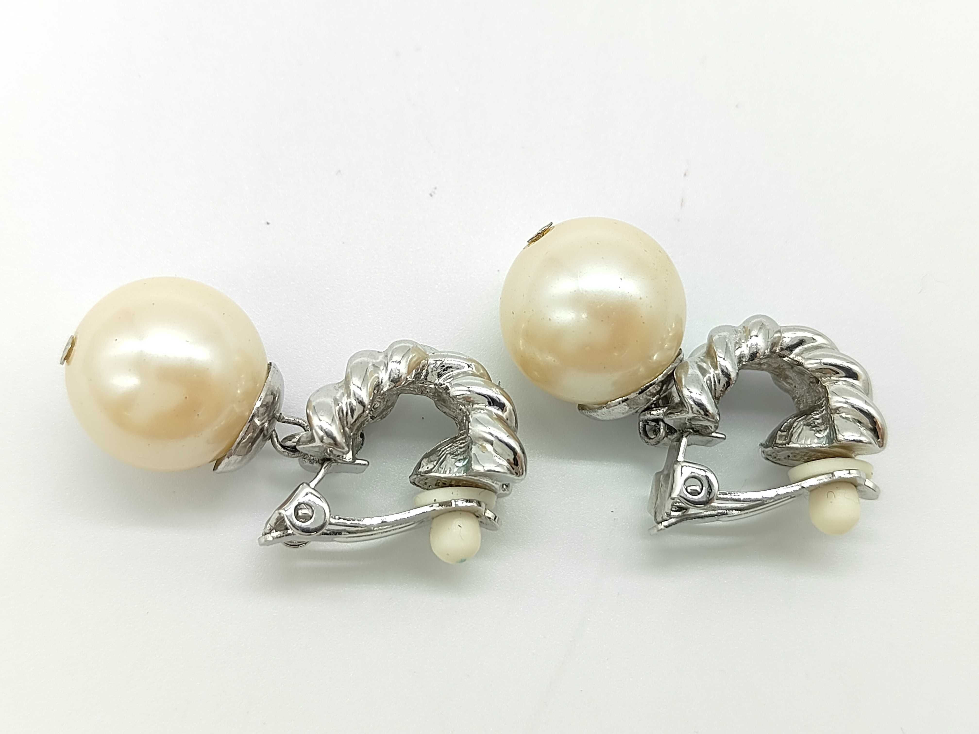 Pearl Vintage Twist Silver Earrings — view 3