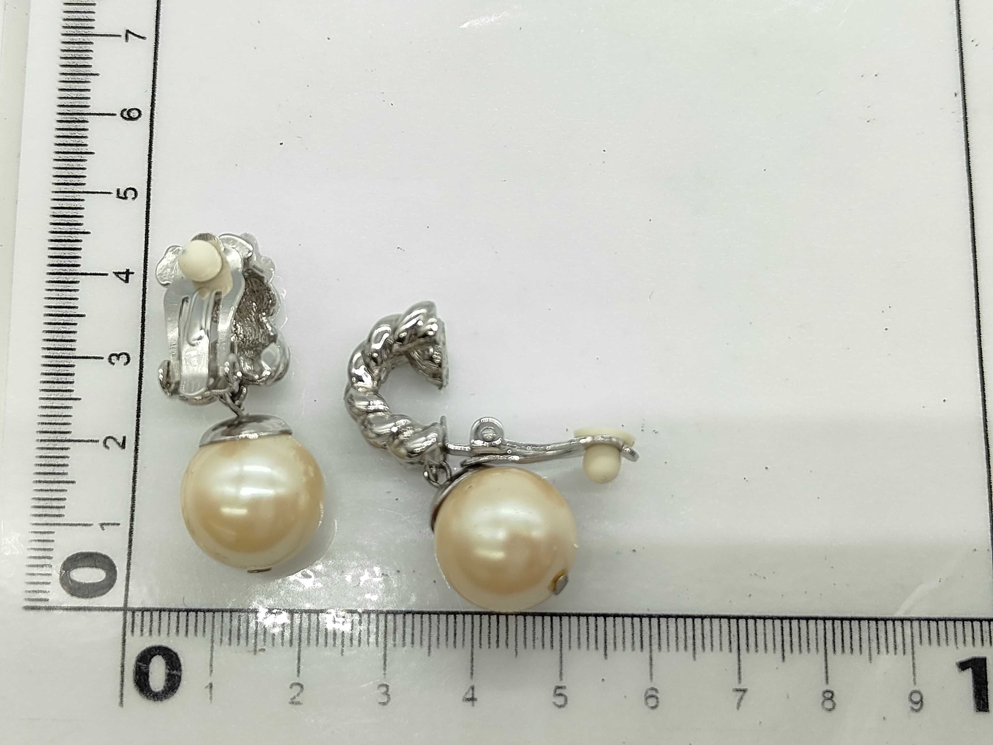 Pearl Vintage Twist Silver Earrings — view 6