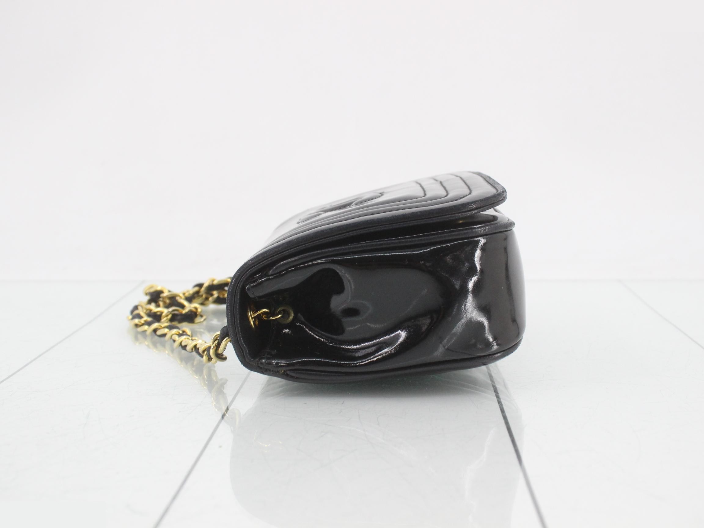 Patent leather Coco Mark chain shoulder bag — view 4