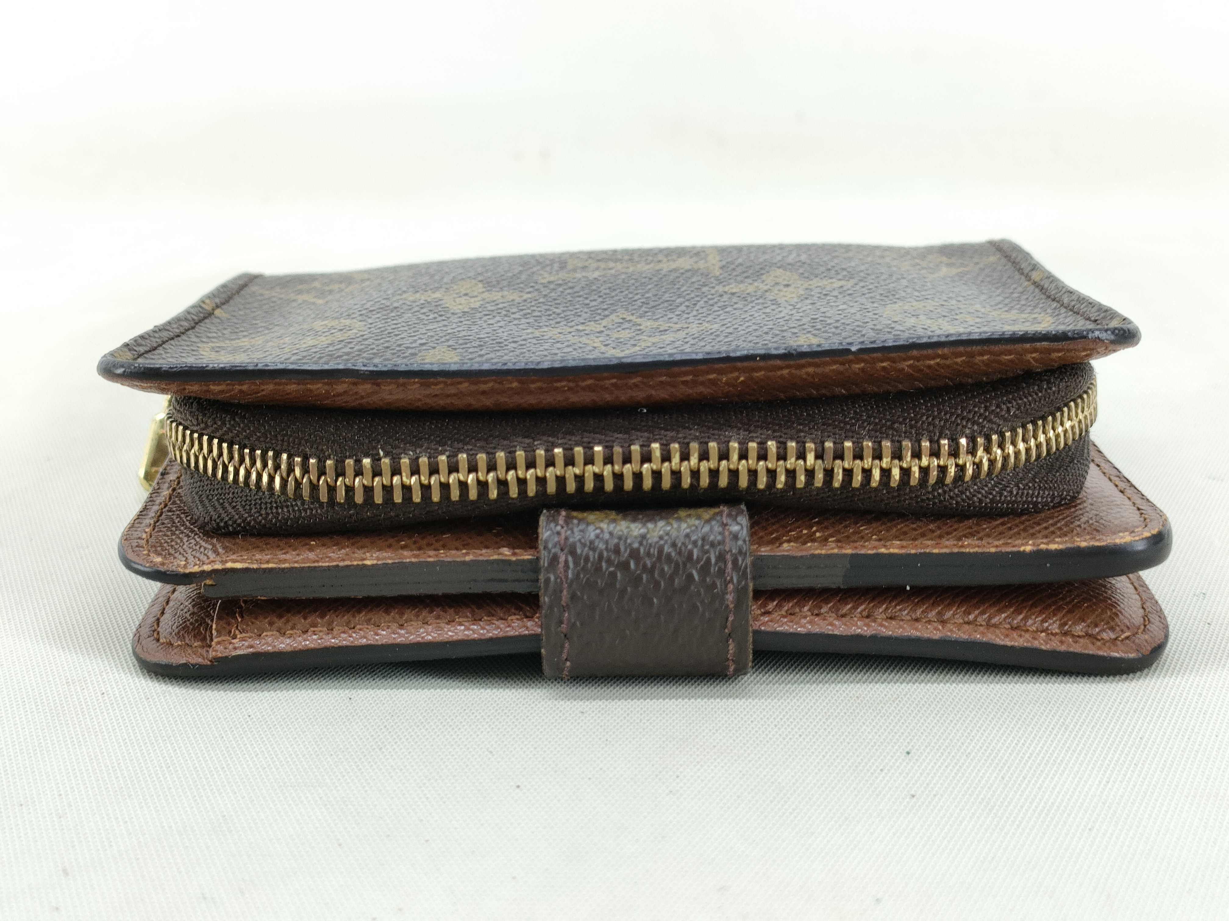 Monogram Louis Vuitton M61667 Monogram Compact Zip Bi-fold Wallet M61667 CT1001 Wallet — view 6