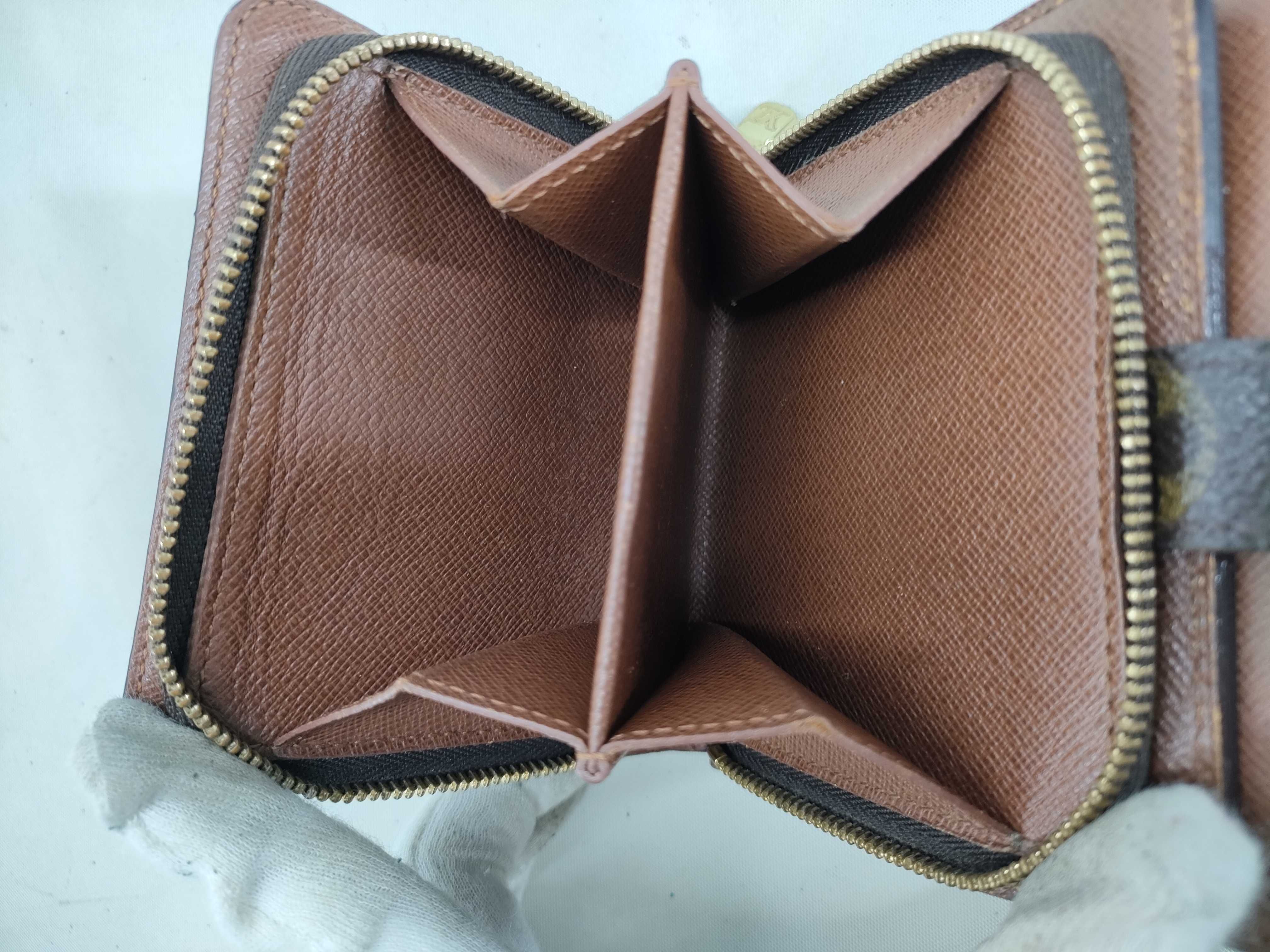 Monogram Louis Vuitton M61667 Monogram Compact Zip Bi-fold Wallet M61667 CT1001 Wallet — view 8
