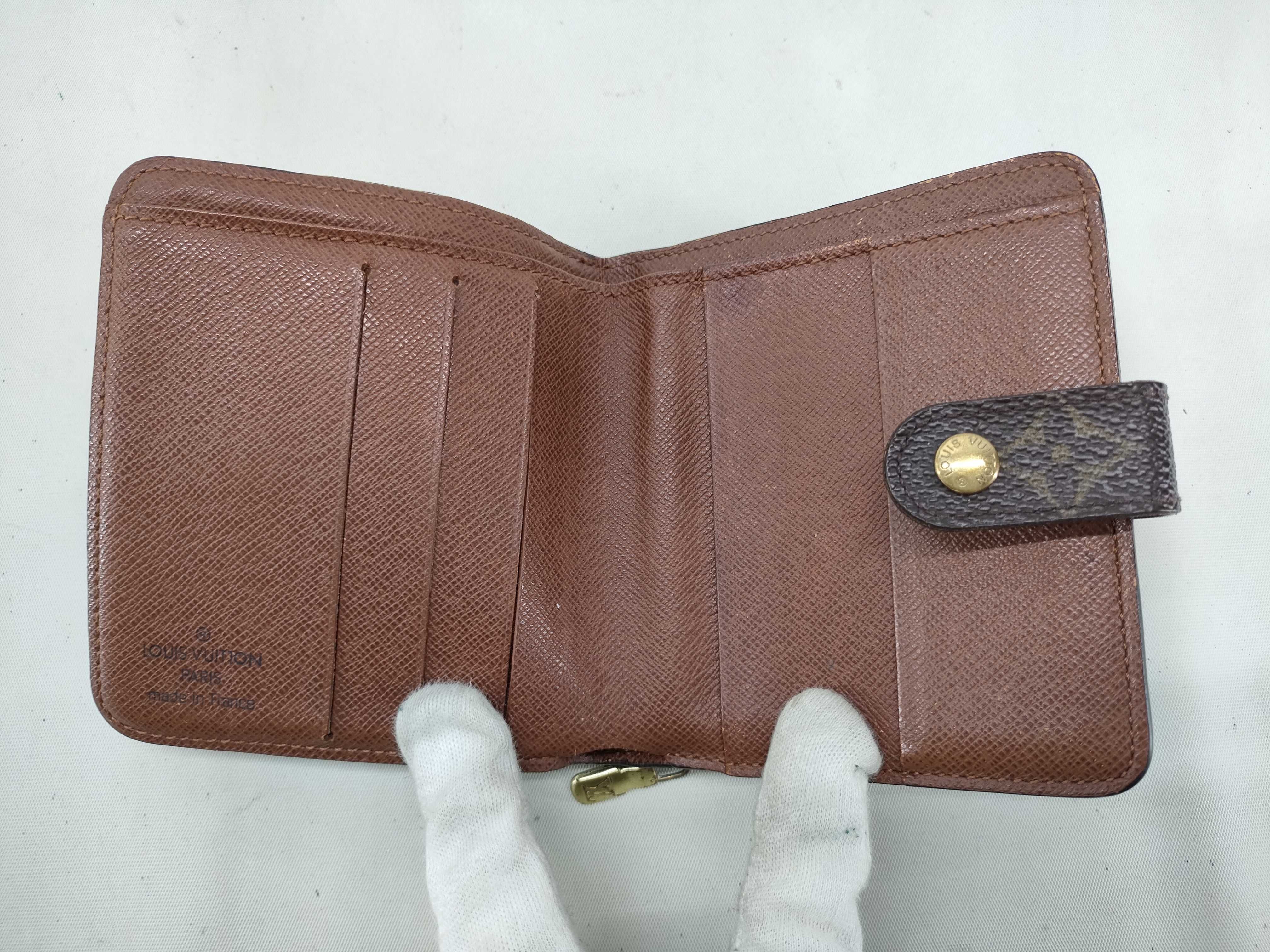 Monogram Louis Vuitton M61667 Monogram Compact Zip Bi-fold Wallet M61667 CT1001 Wallet — view 9