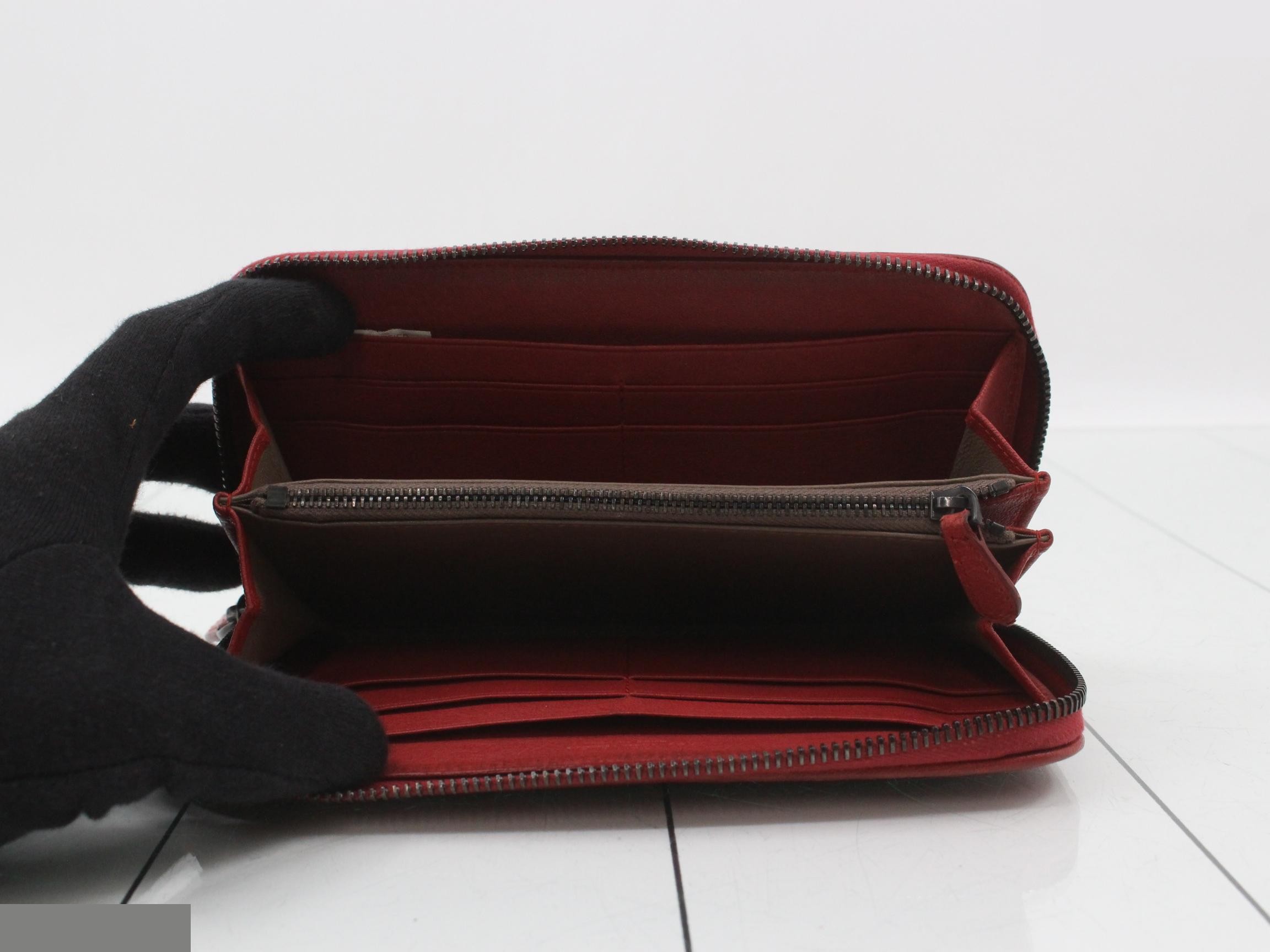 Intrecciato Leather Round Zipper Long Wallet, Red — view 4