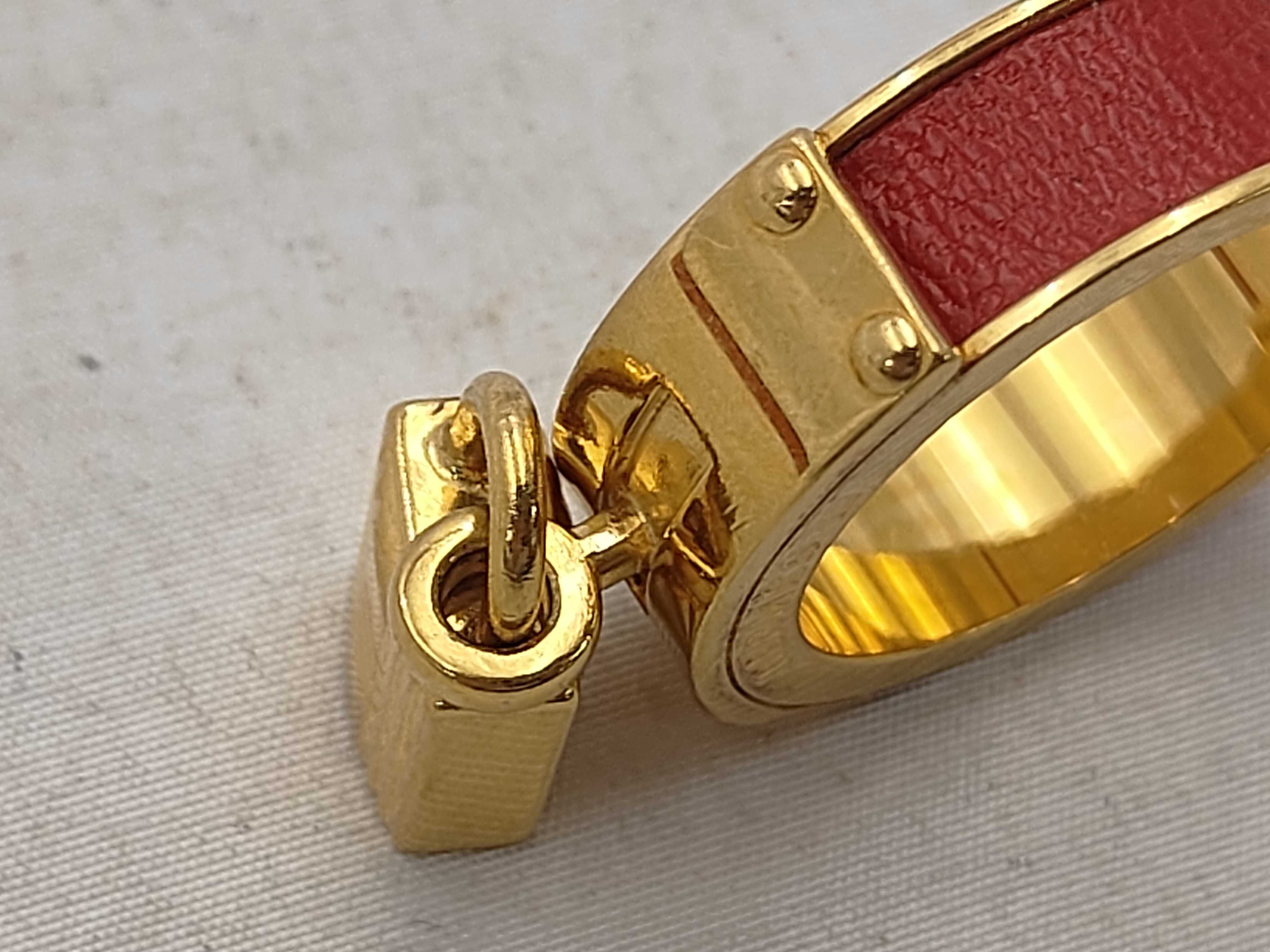 scarf ring and other accessories — view 6